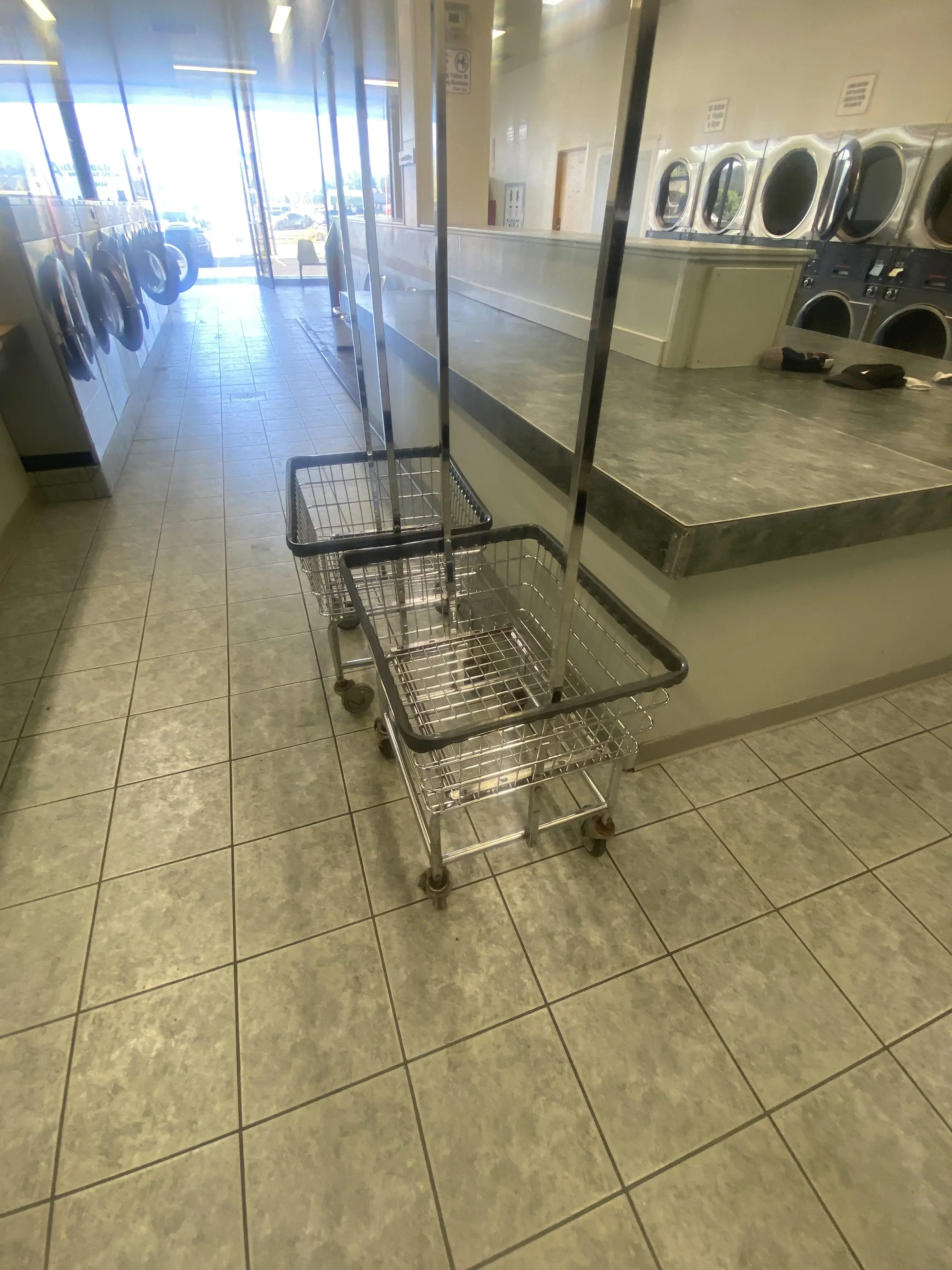 Garden Valley Laundromat thumbnail 7