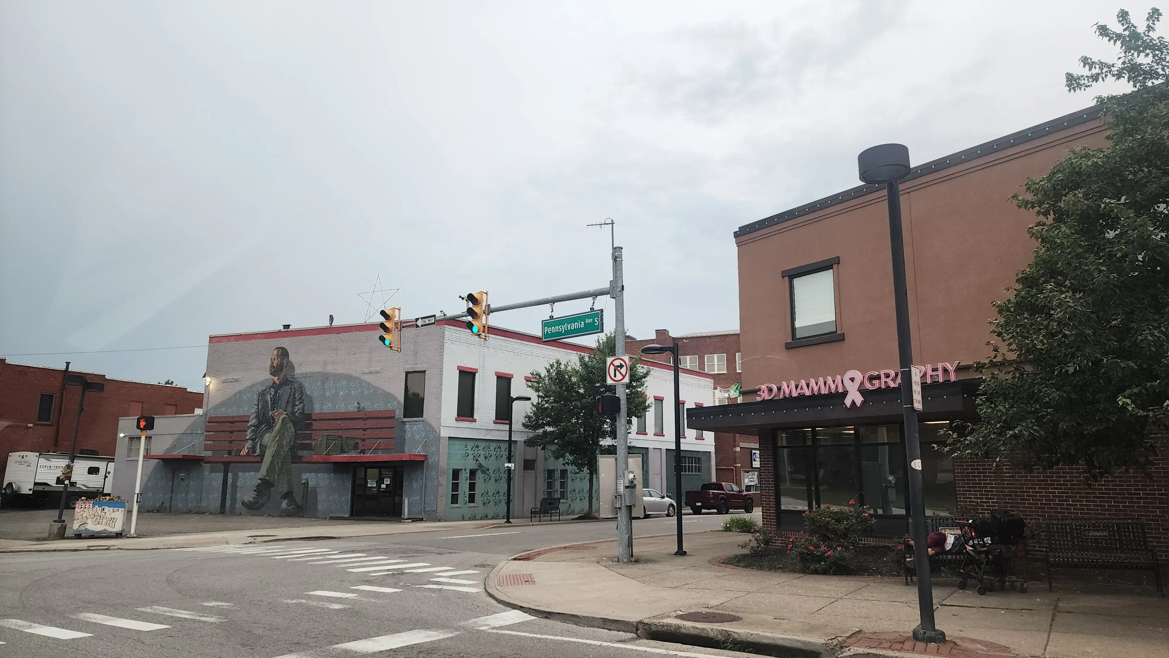 Gardner's Drycleaning-Laundry - Image 1