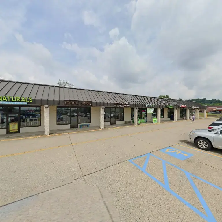Gardner's Drycleaning-Laundry thumbnail 5