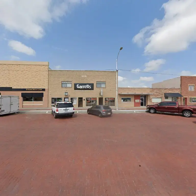Garrett's Laundromat - Image 2