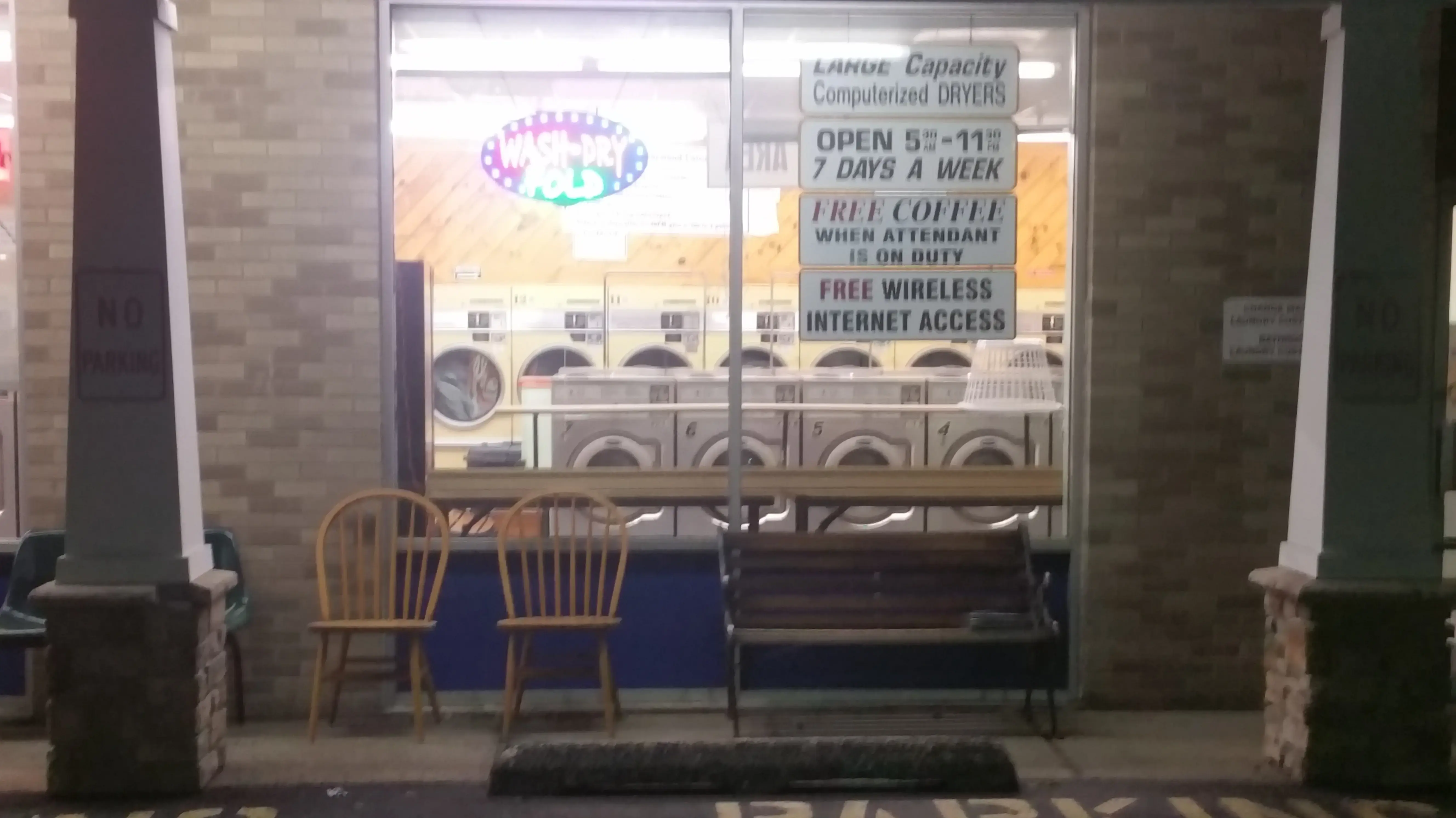 Garwood Laundromat - Image 12