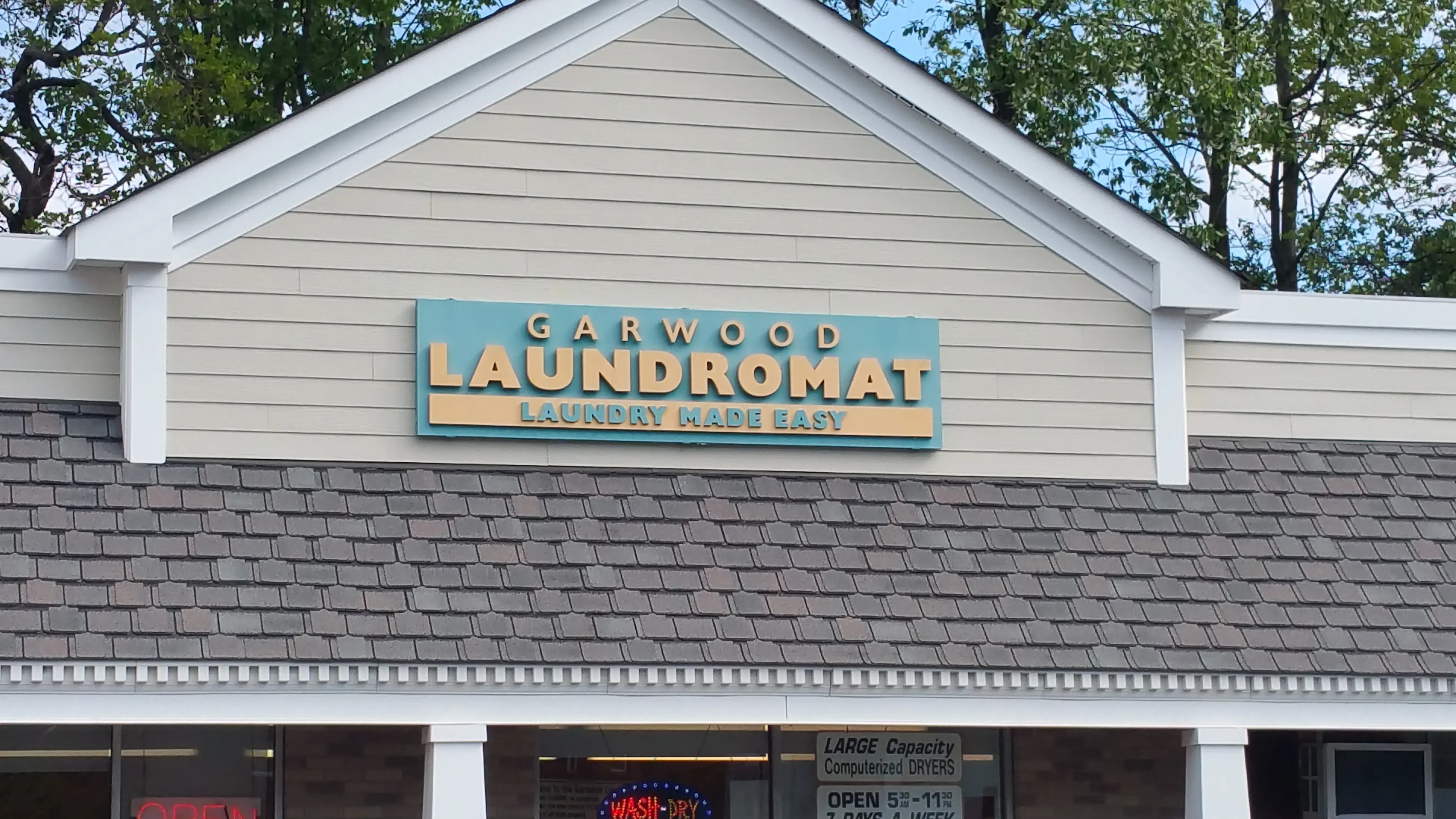 Garwood Laundromat - Image 8