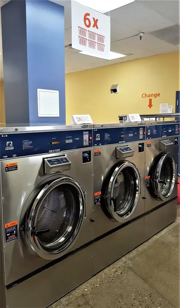 Gate City Cleaners Laundromat - Image 12