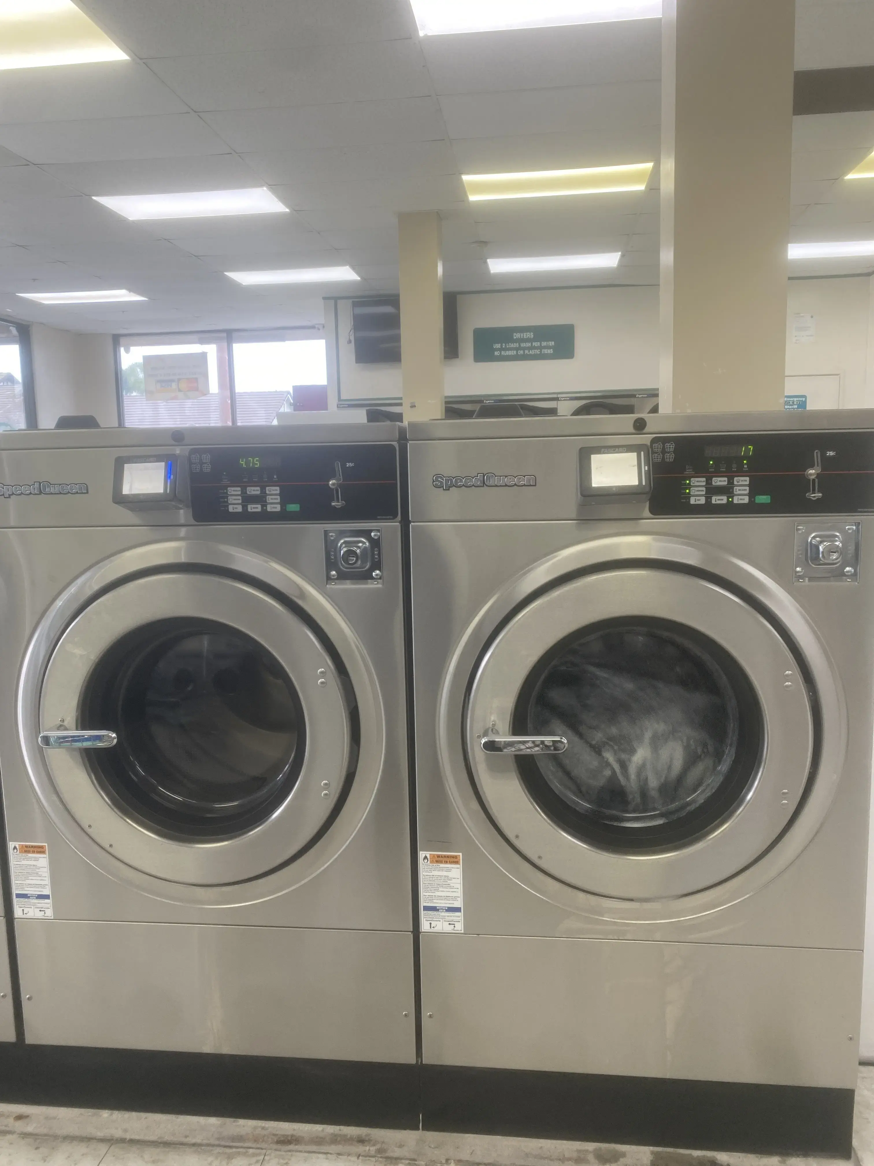 Gateway Laundromat thumbnail 20