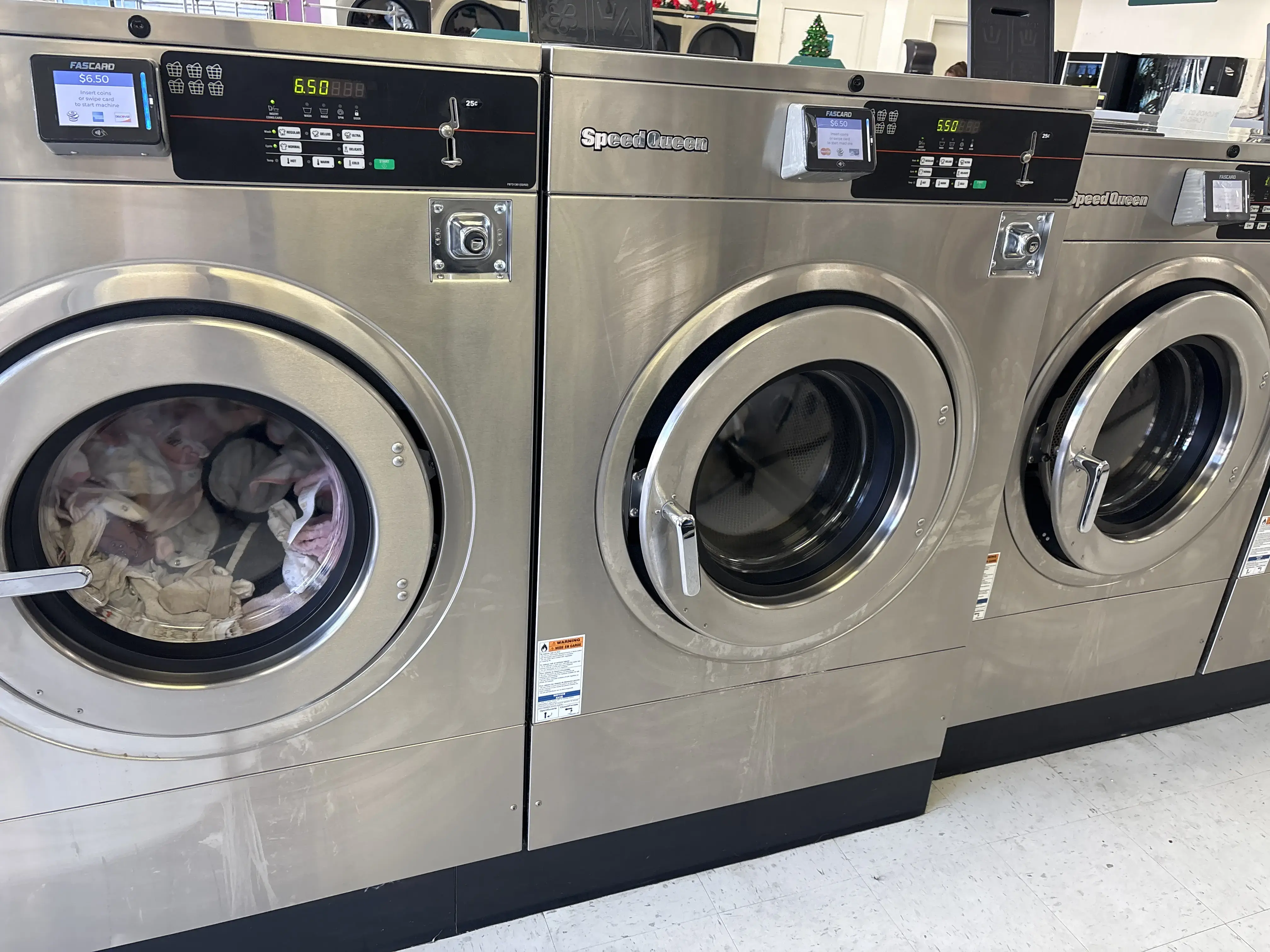 Gateway Laundromat thumbnail 2