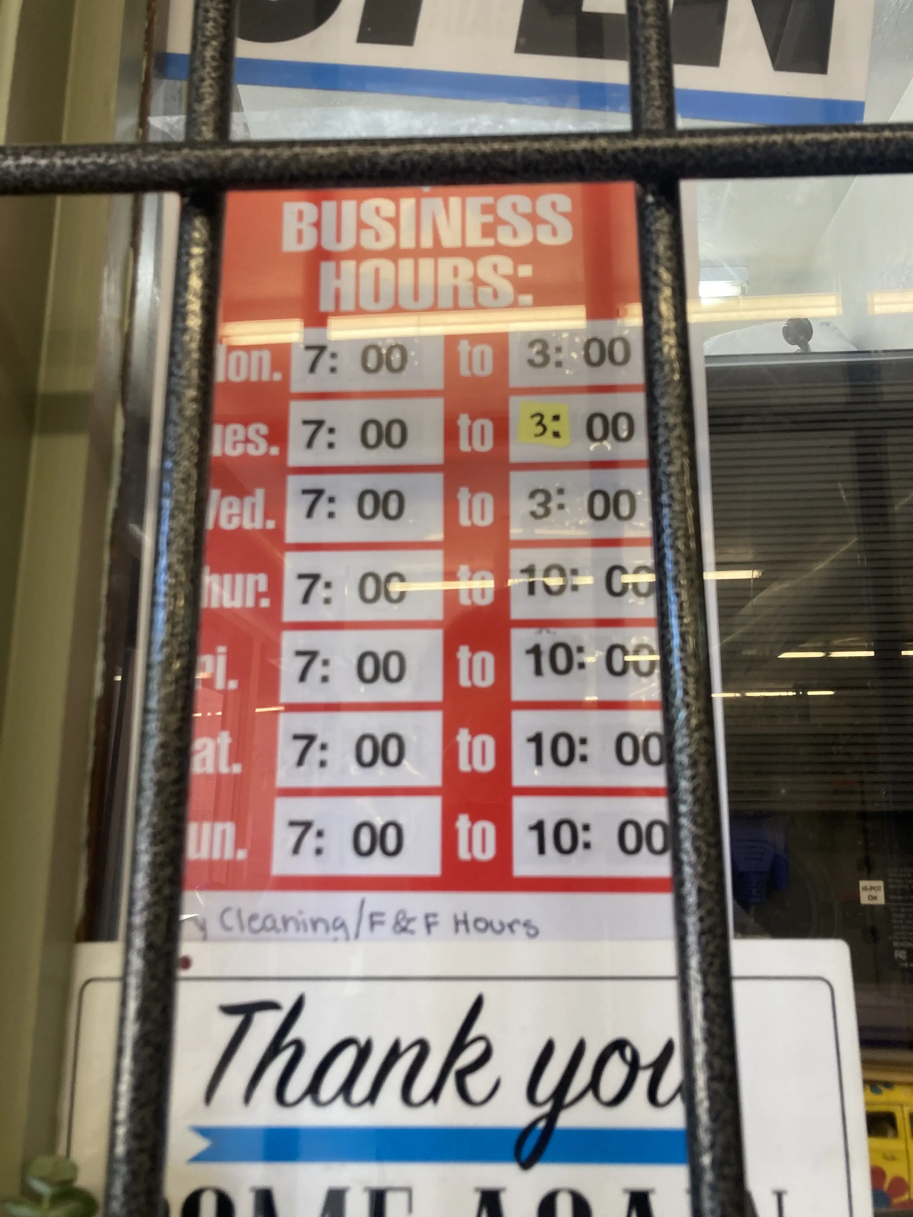Gateway Laundromat thumbnail 17