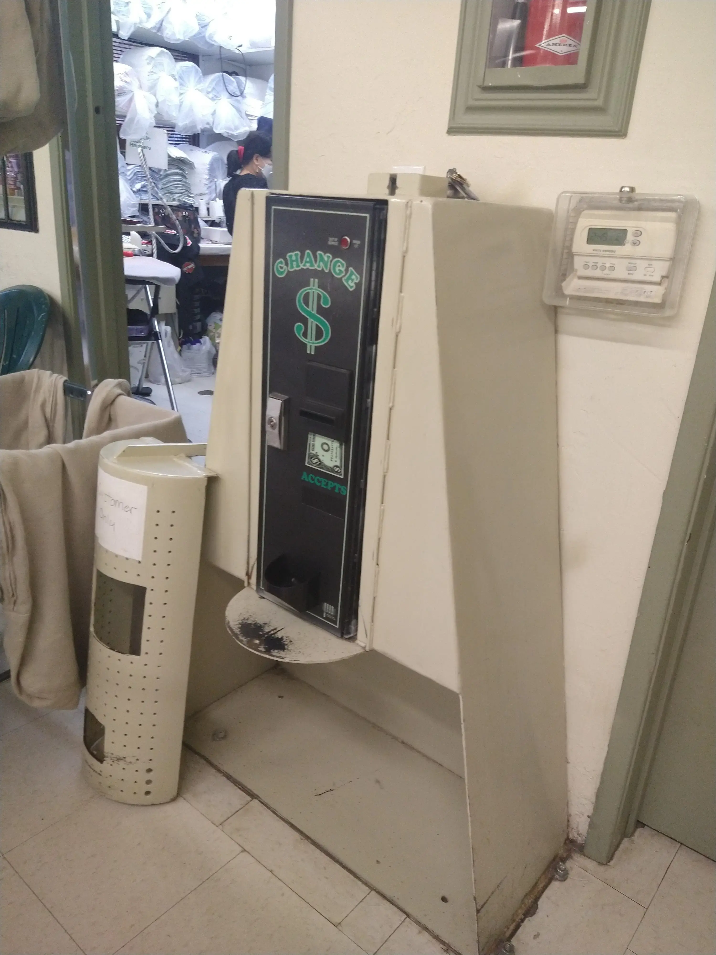 Gateway Laundromat thumbnail 14