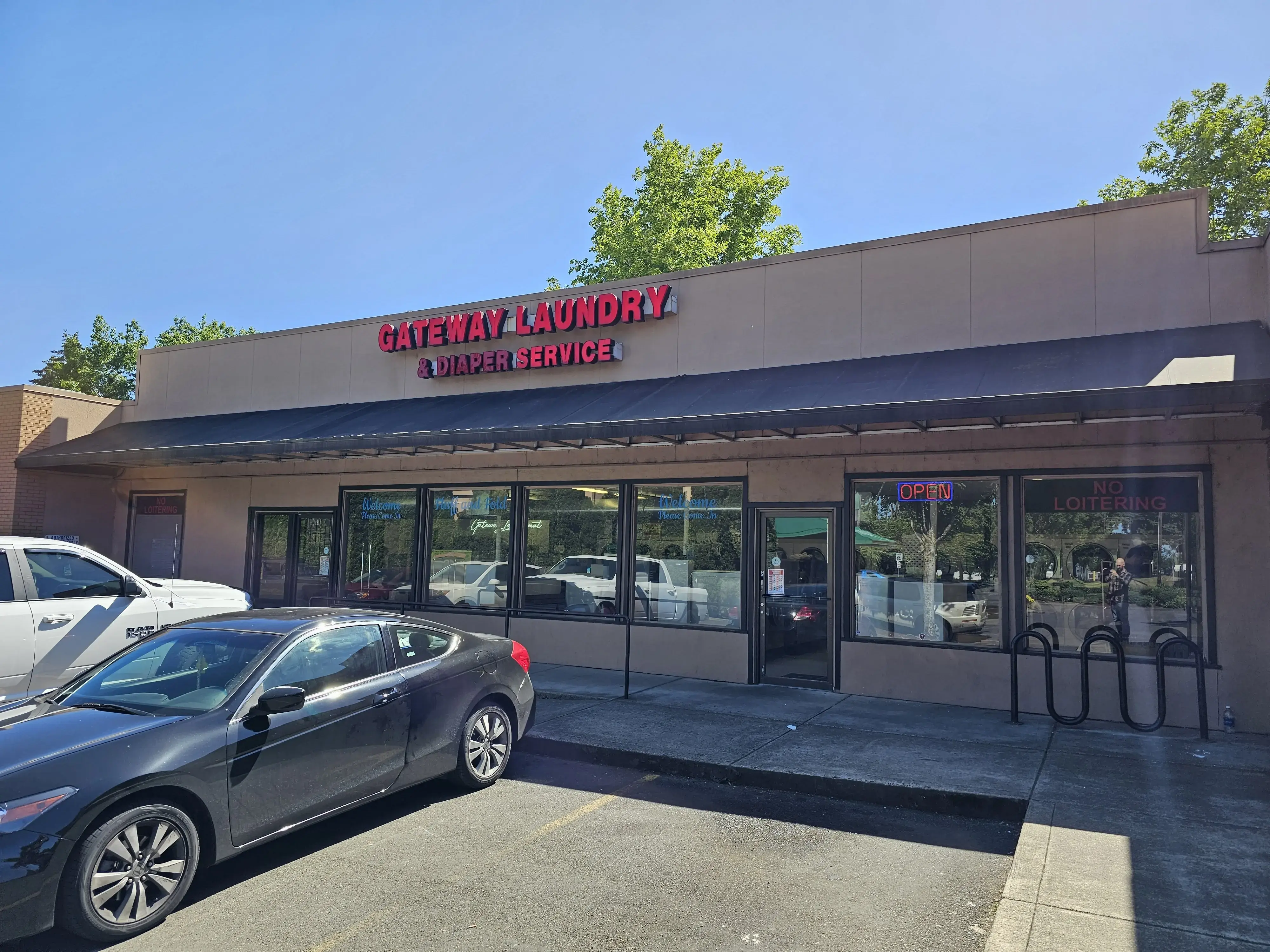 Gateway Laundromat thumbnail 2