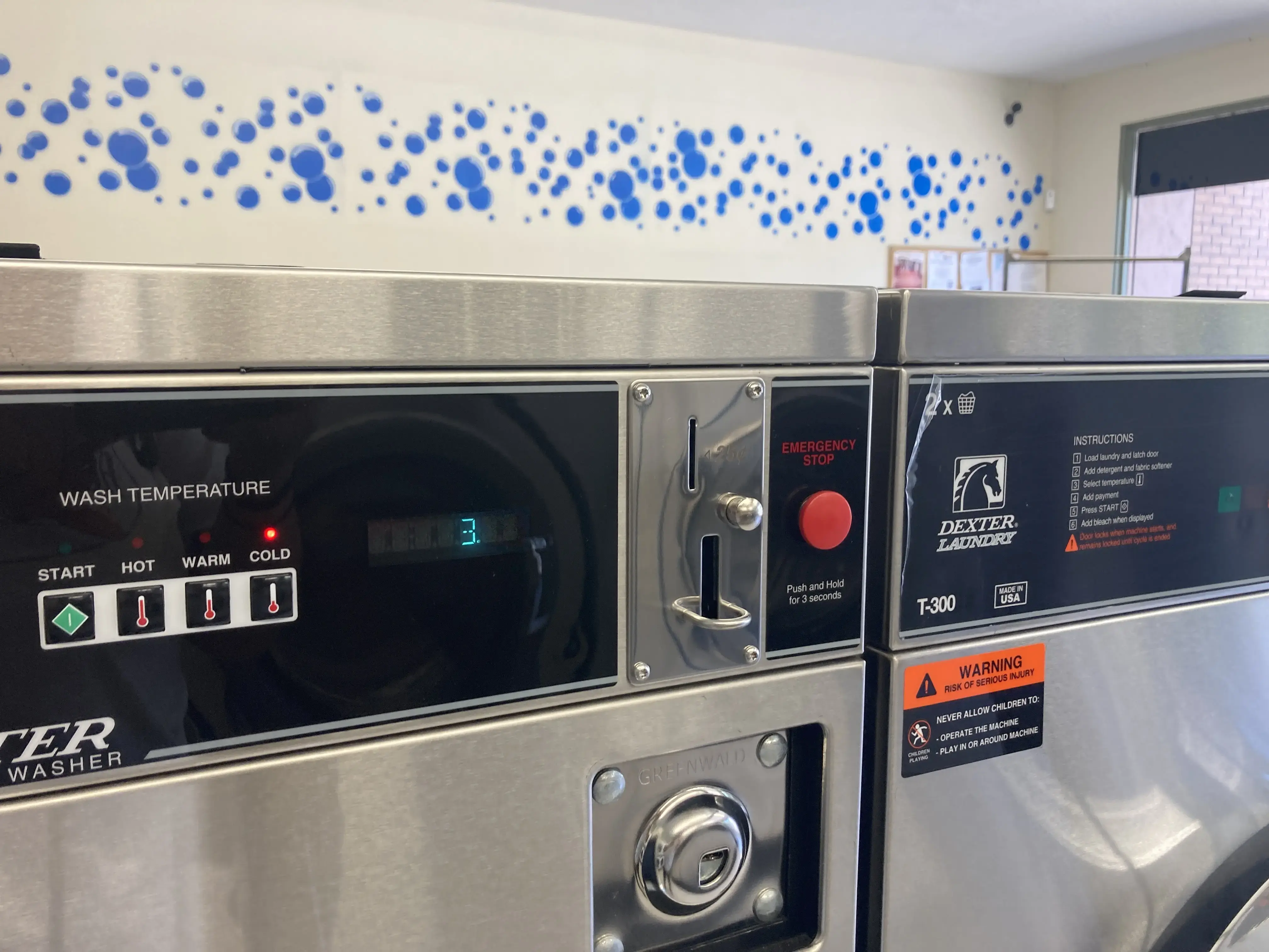 Gateway Laundromat thumbnail 10