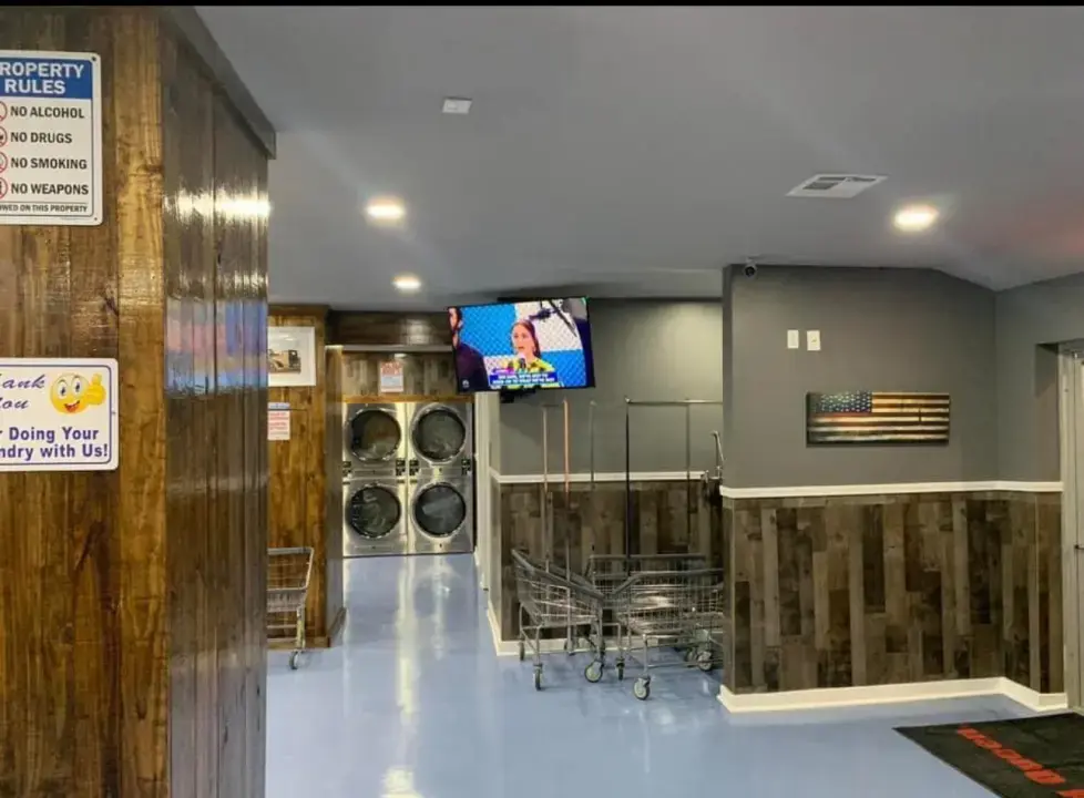 Gator Laundry - Image 6