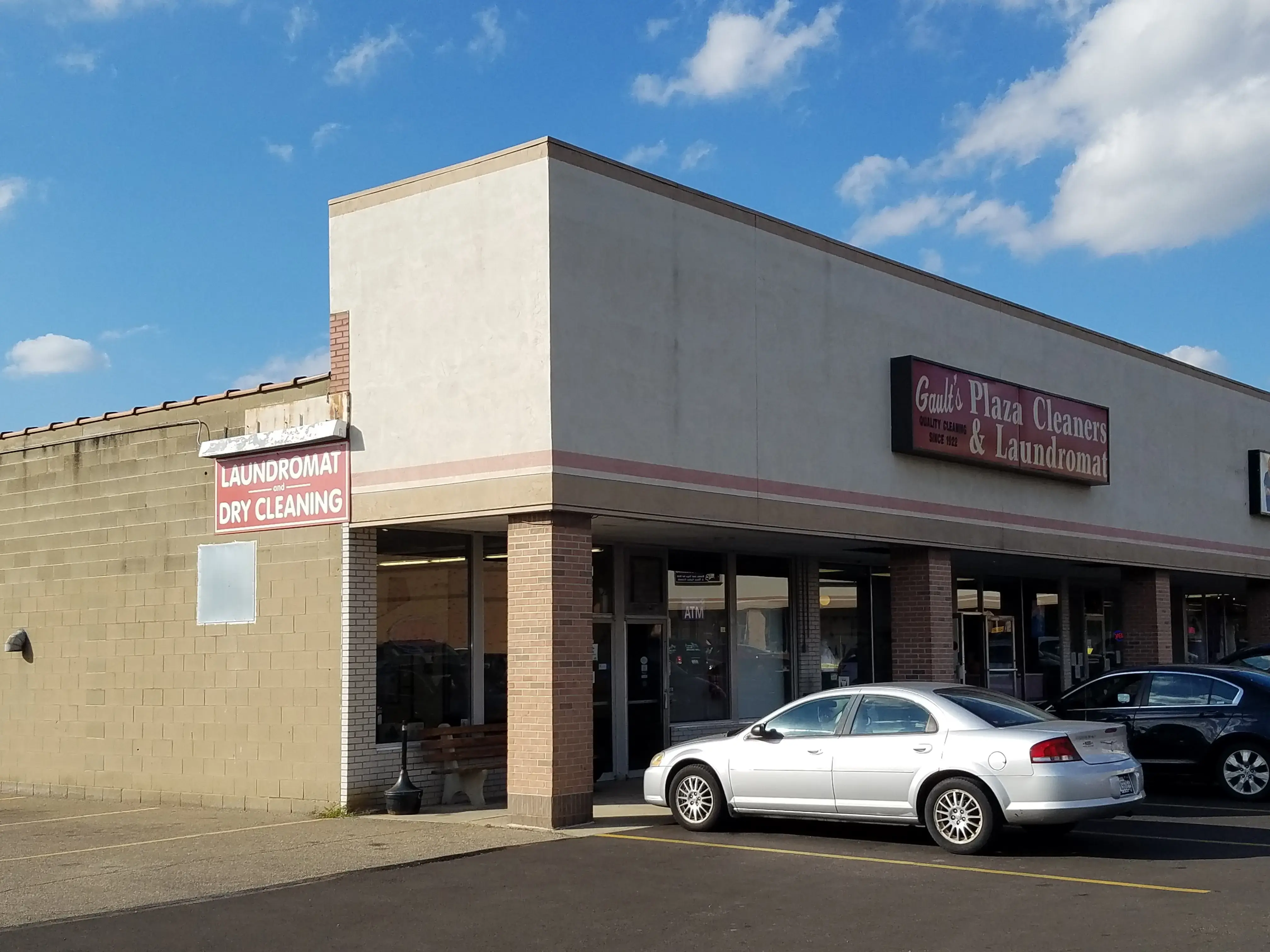 Gault's Plaza Dry Cleaners & Laundromat thumbnail 19