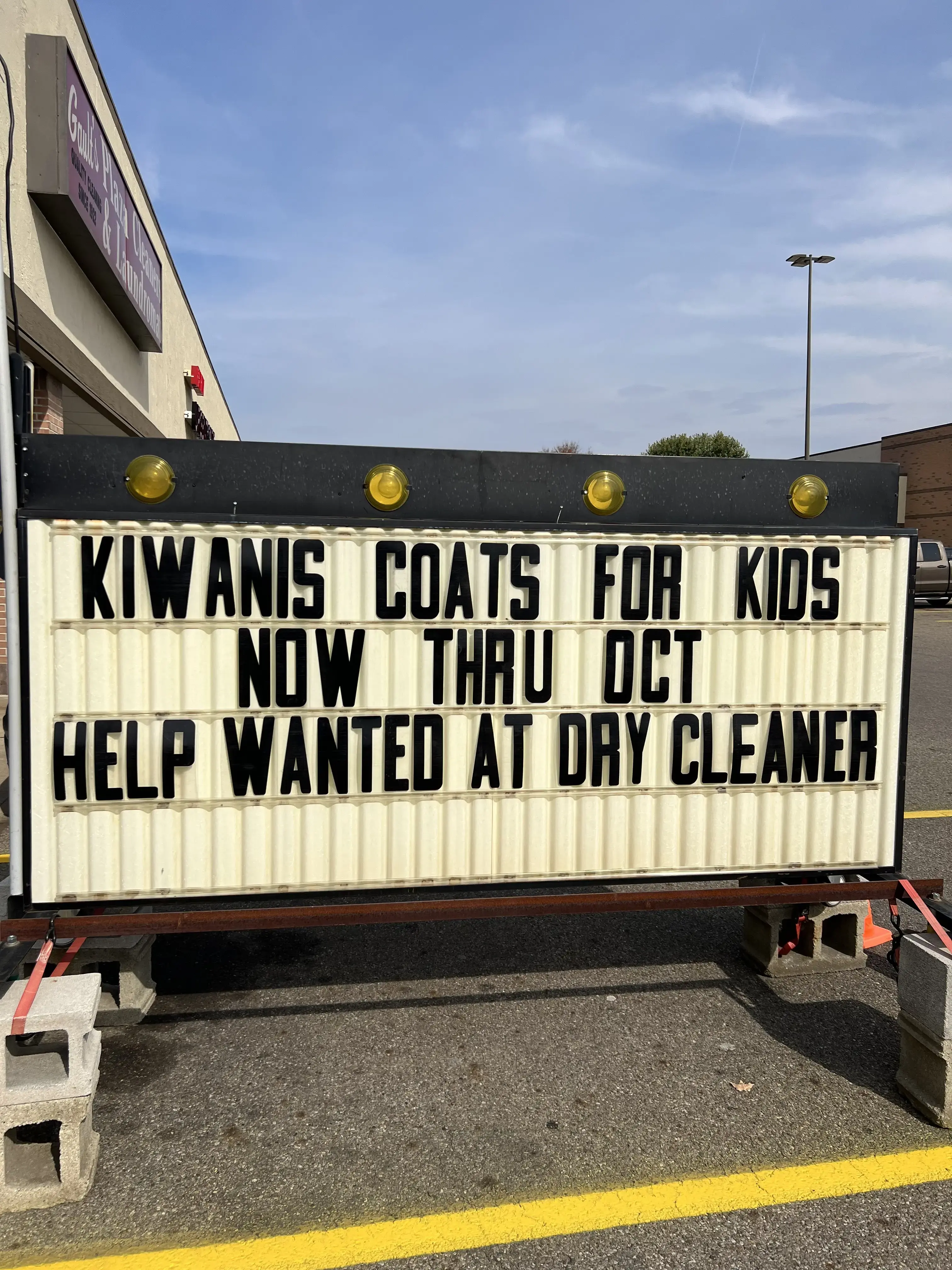 Gault's Plaza Dry Cleaners & Laundromat - Image 10