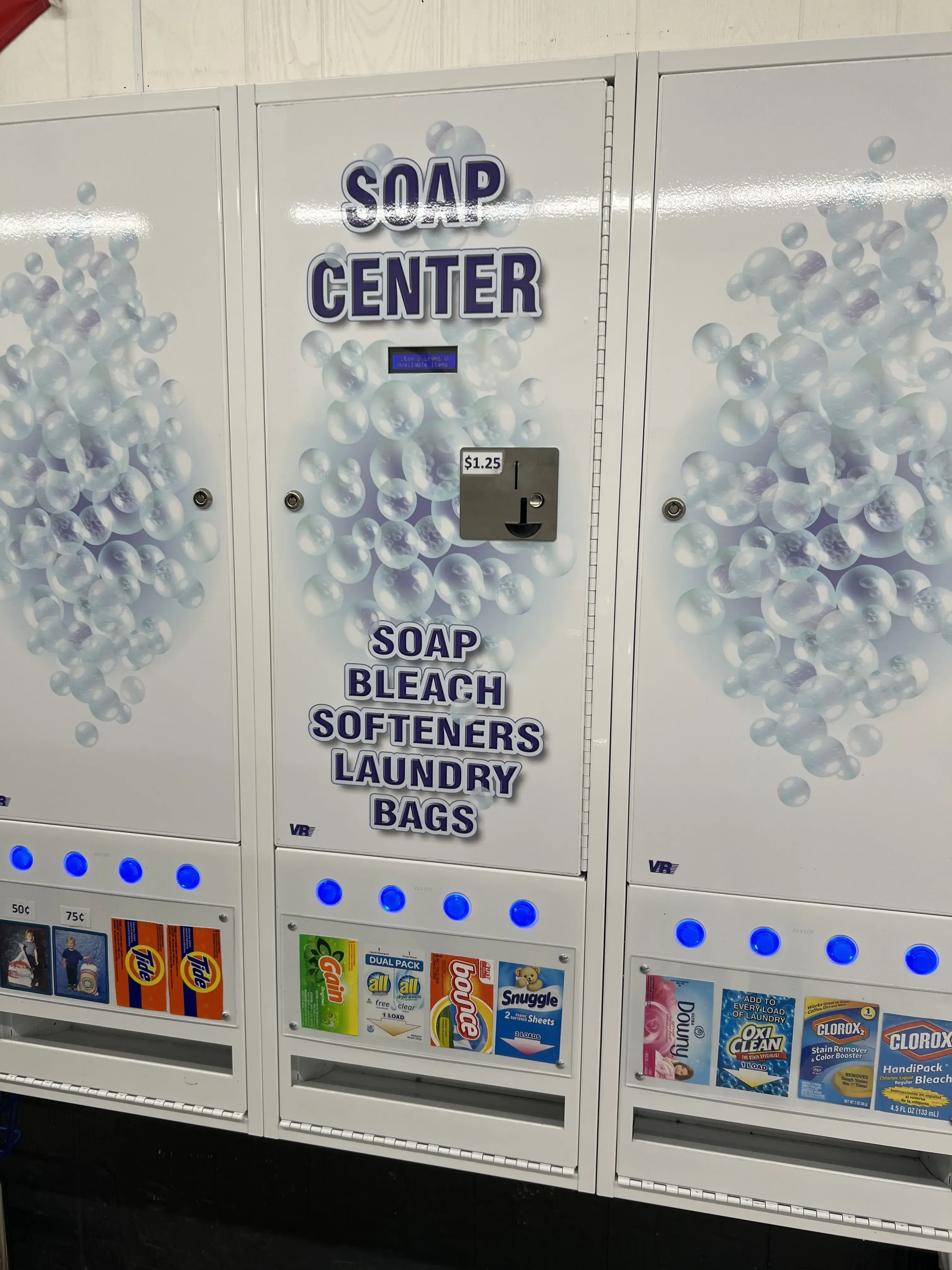 Gault's Plaza Dry Cleaners & Laundromat thumbnail 14