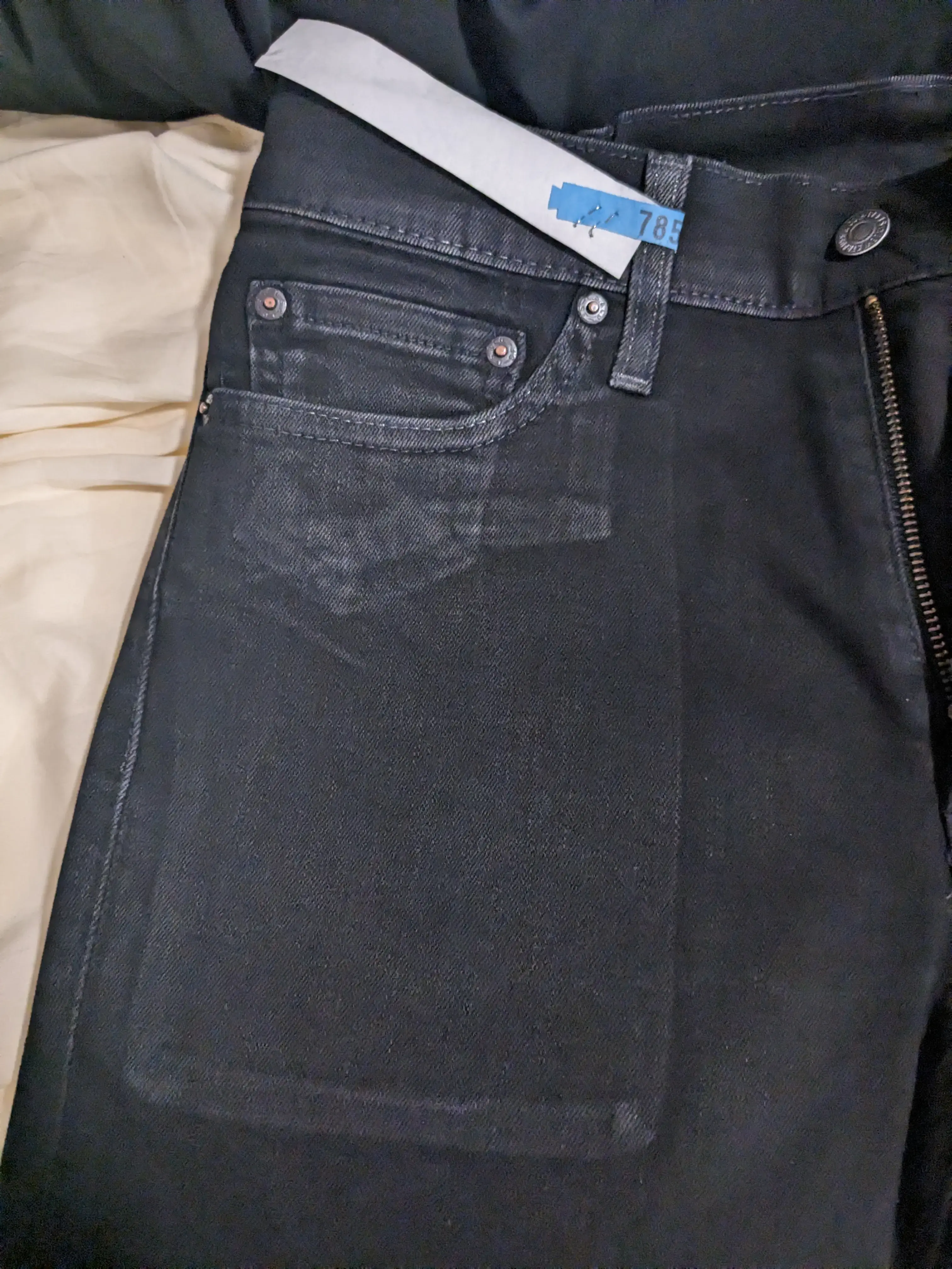 GC Dry Cleaners & Laundry thumbnail 3