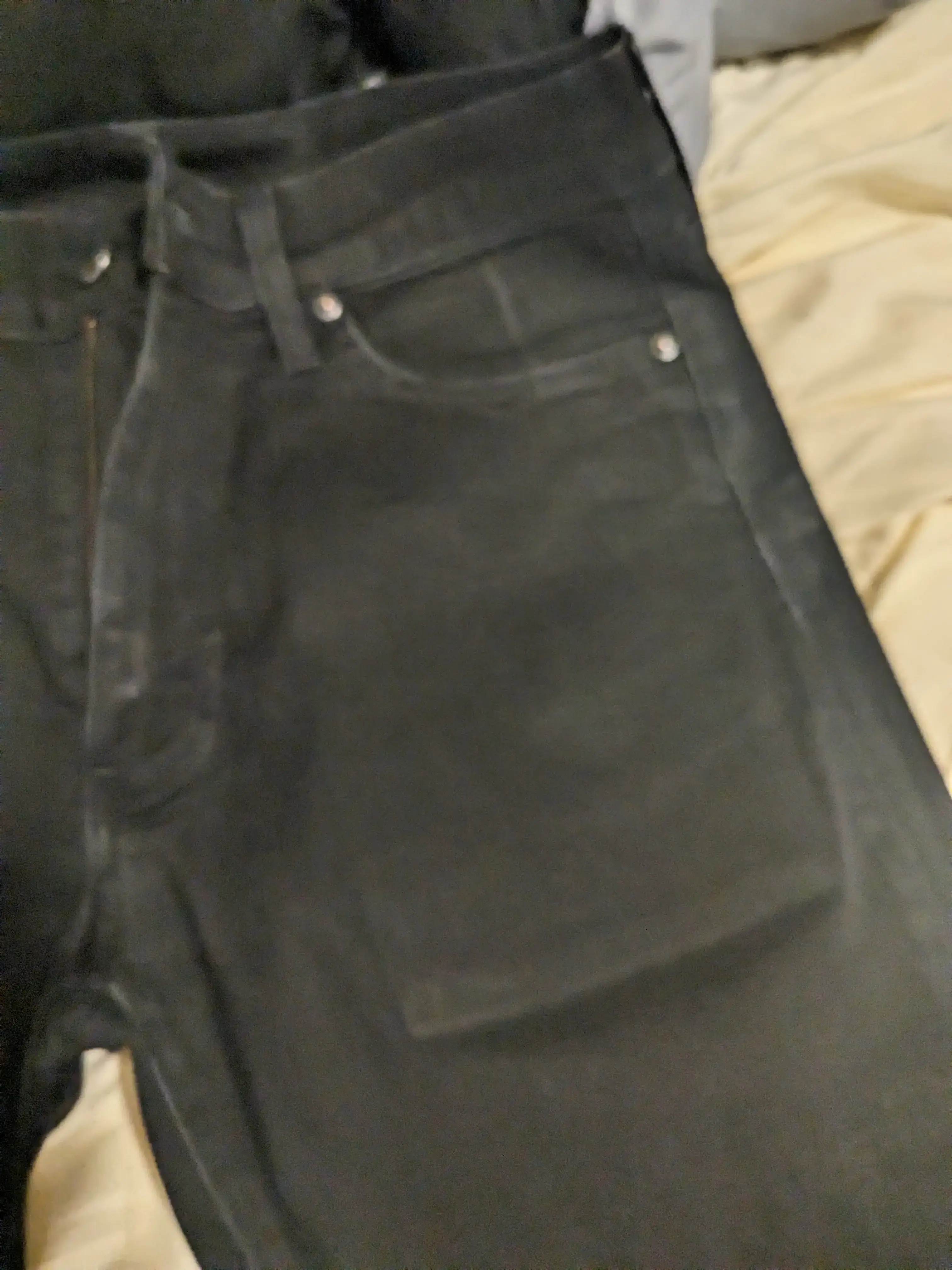 GC Dry Cleaners & Laundry - Image 7
