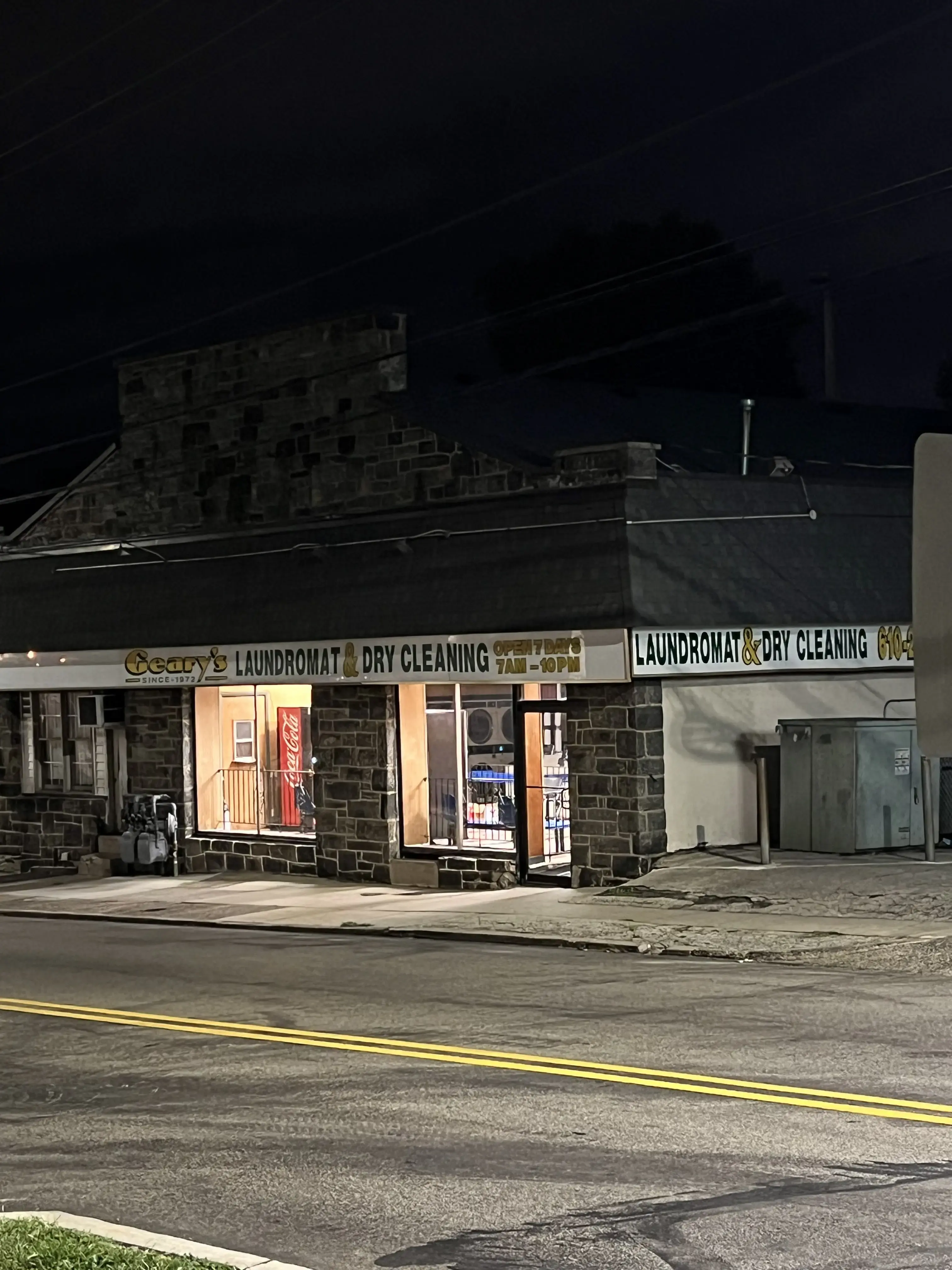 Gearys Laundromat & Drycleanng thumbnail 2