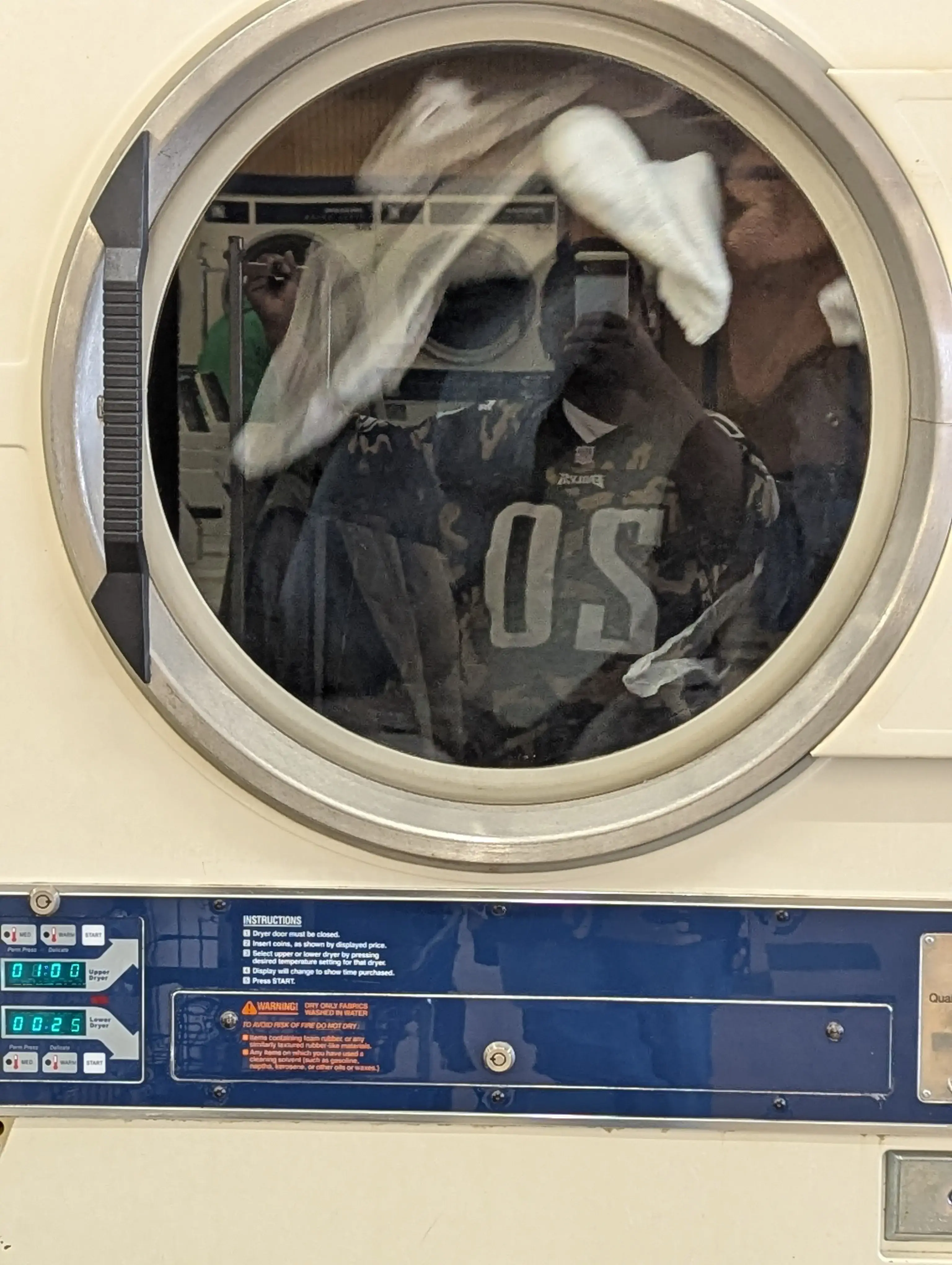 Gearys Laundromat & Drycleanng thumbnail 3