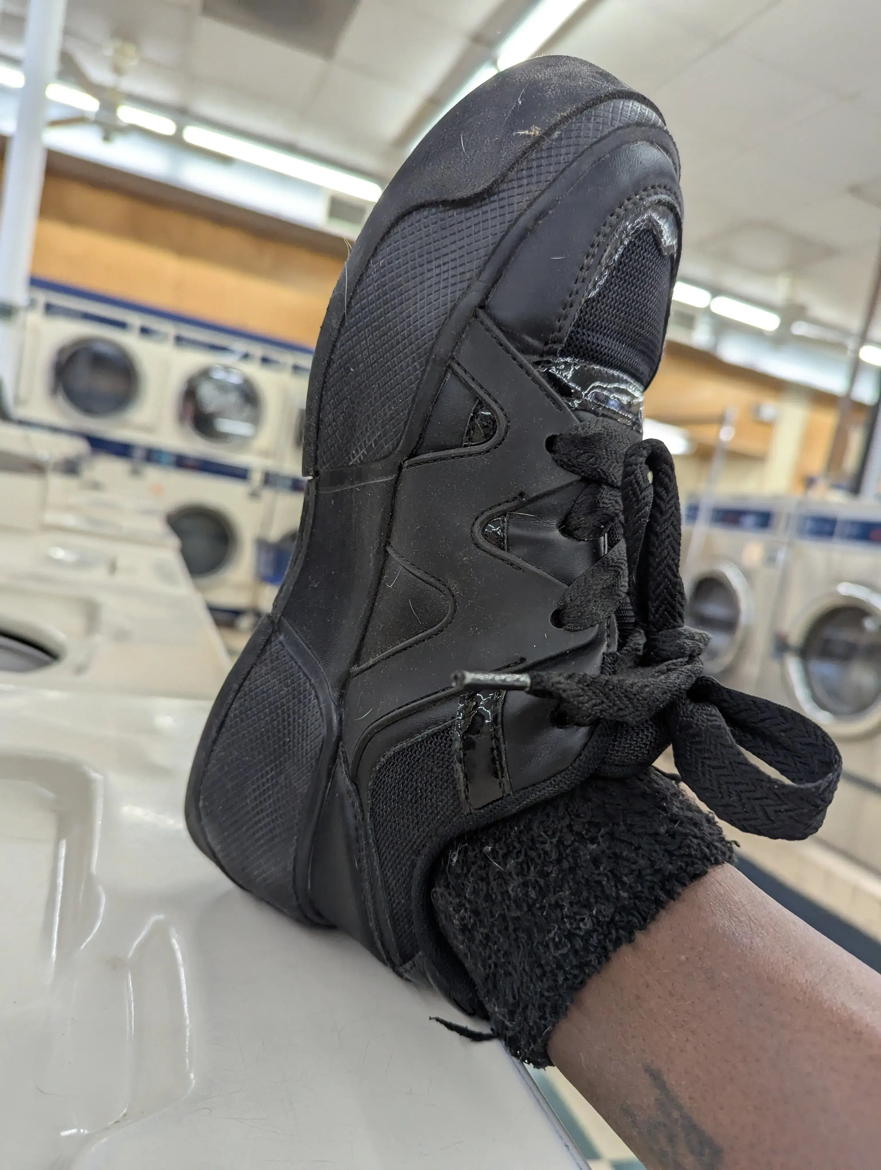 Gearys Laundromat & Drycleanng thumbnail 4