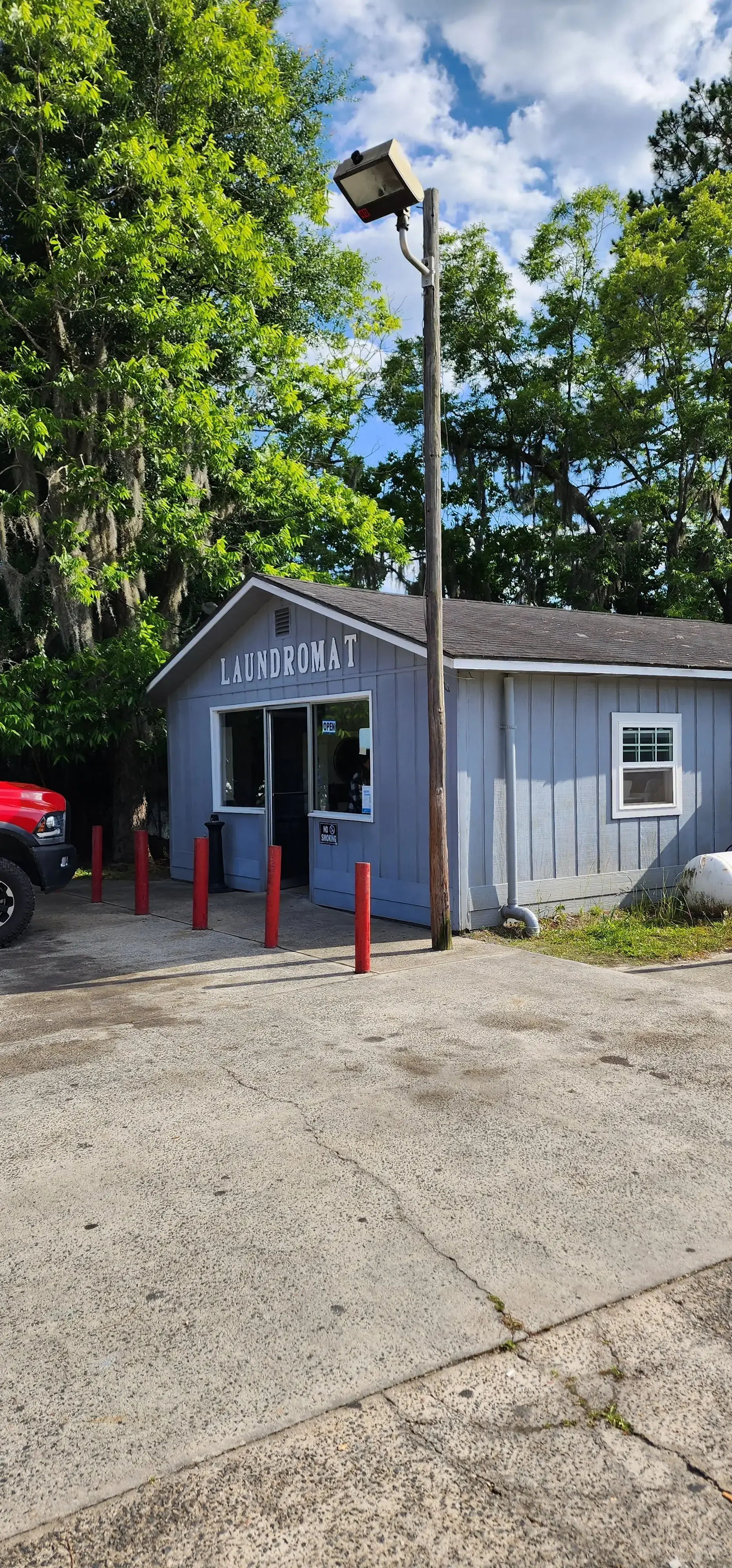 Generic Laundromat - Image 3