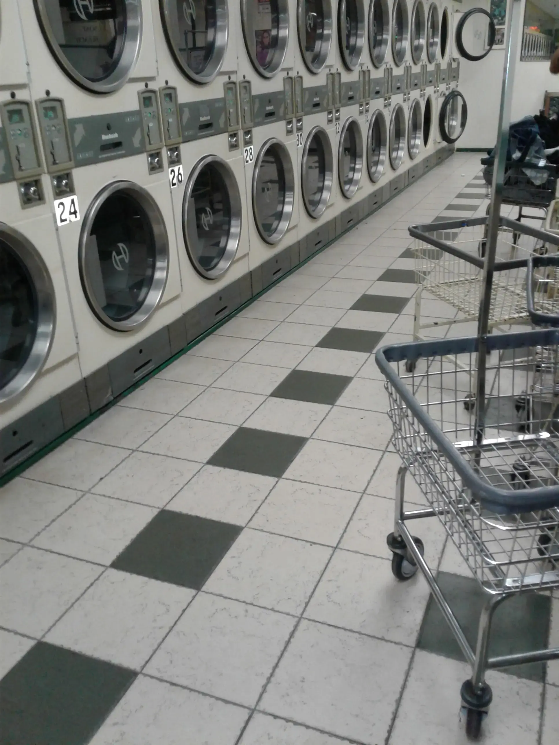 Gentle Wash Laundromat - Queens thumbnail 14