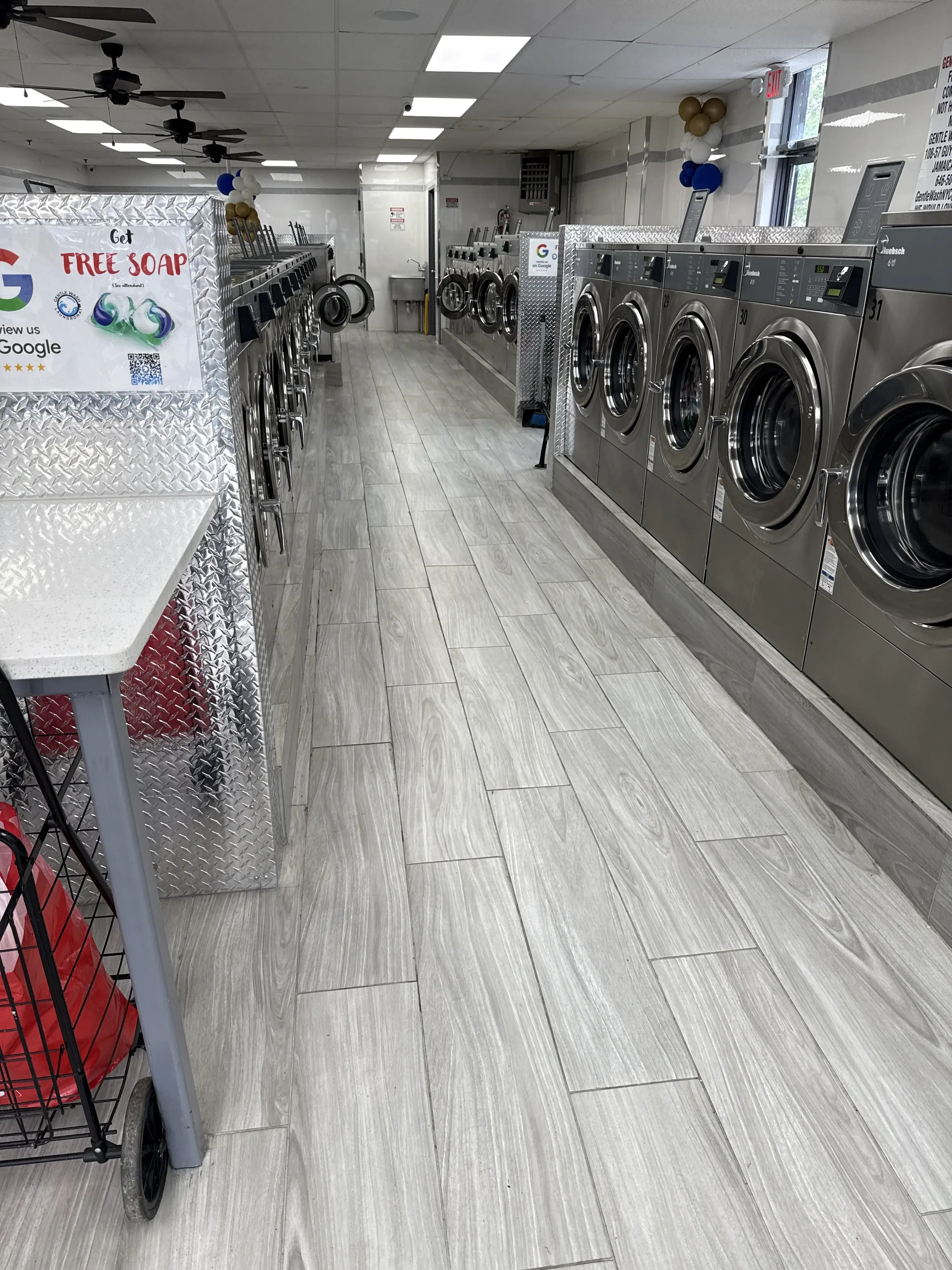 Gentle Wash Laundromat - Queens thumbnail 18