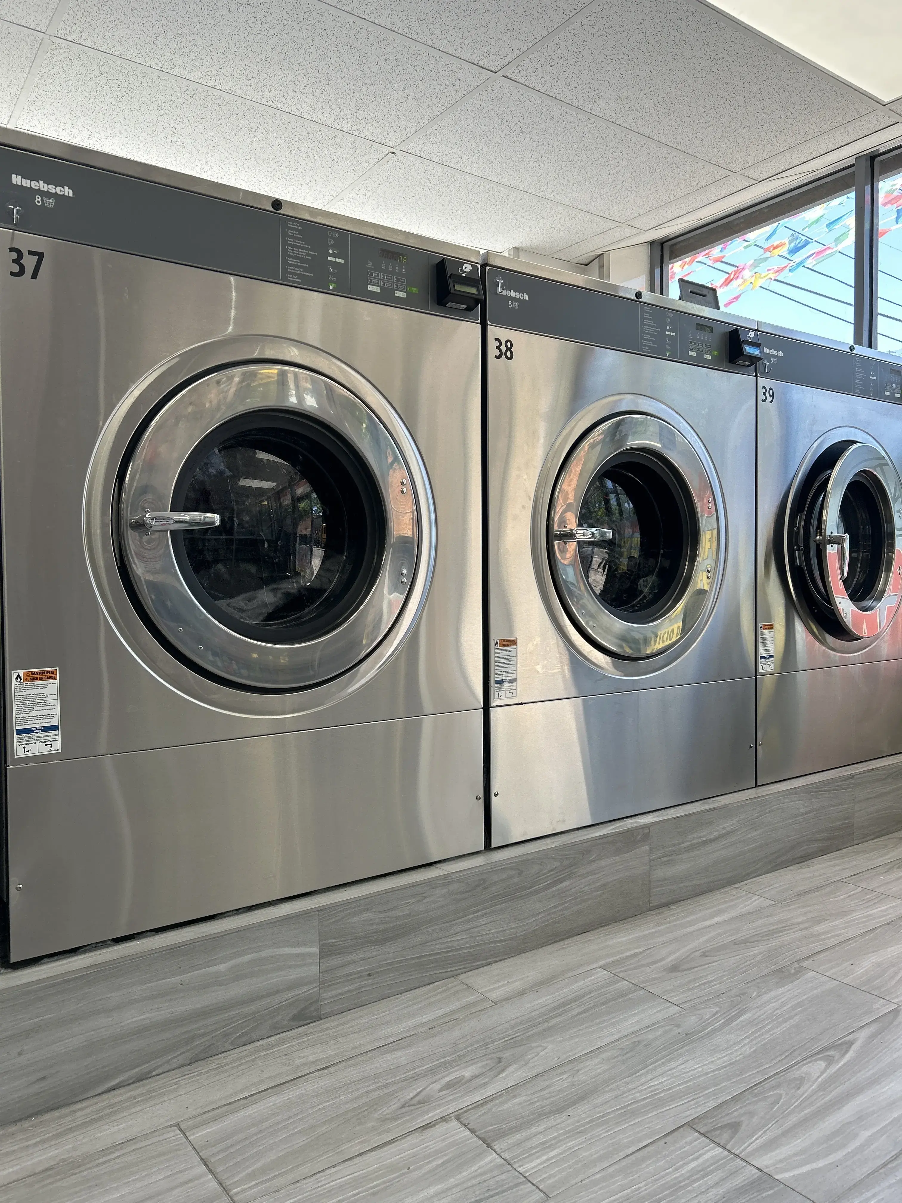 Gentle Wash Laundromat - Queens thumbnail 19