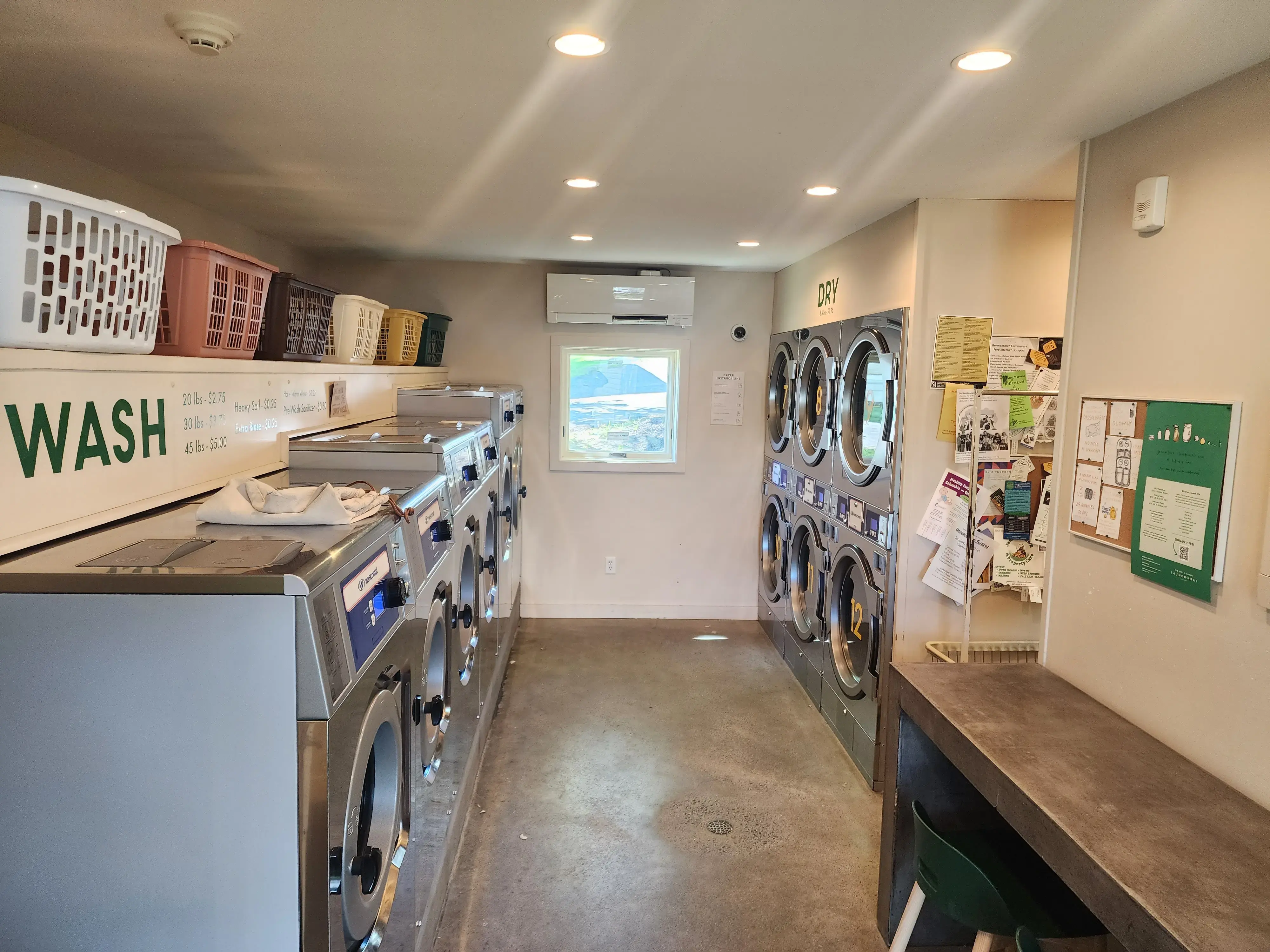 Germantown Laundromat thumbnail 4