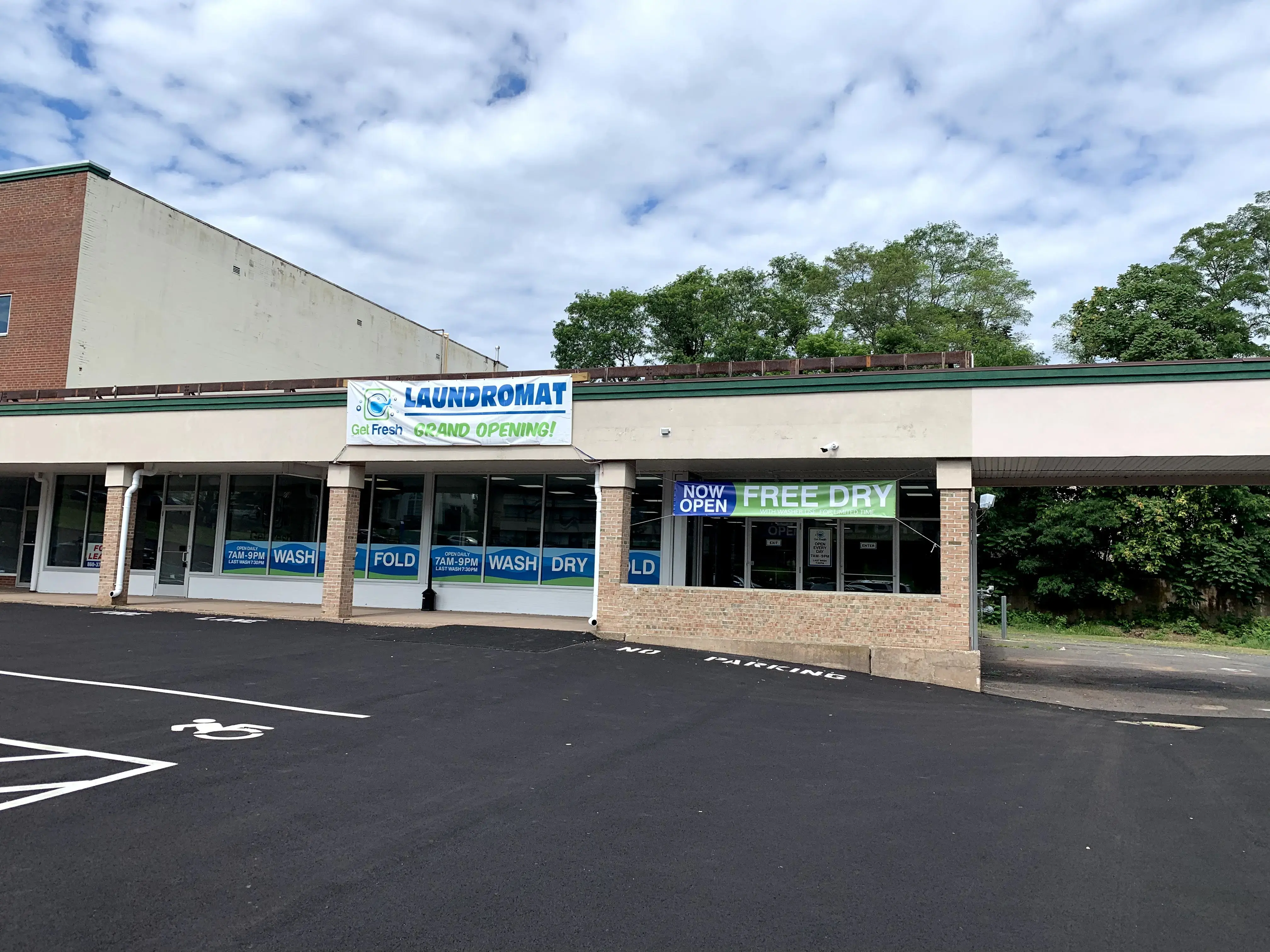 Get Fresh Laundromat - Image 11