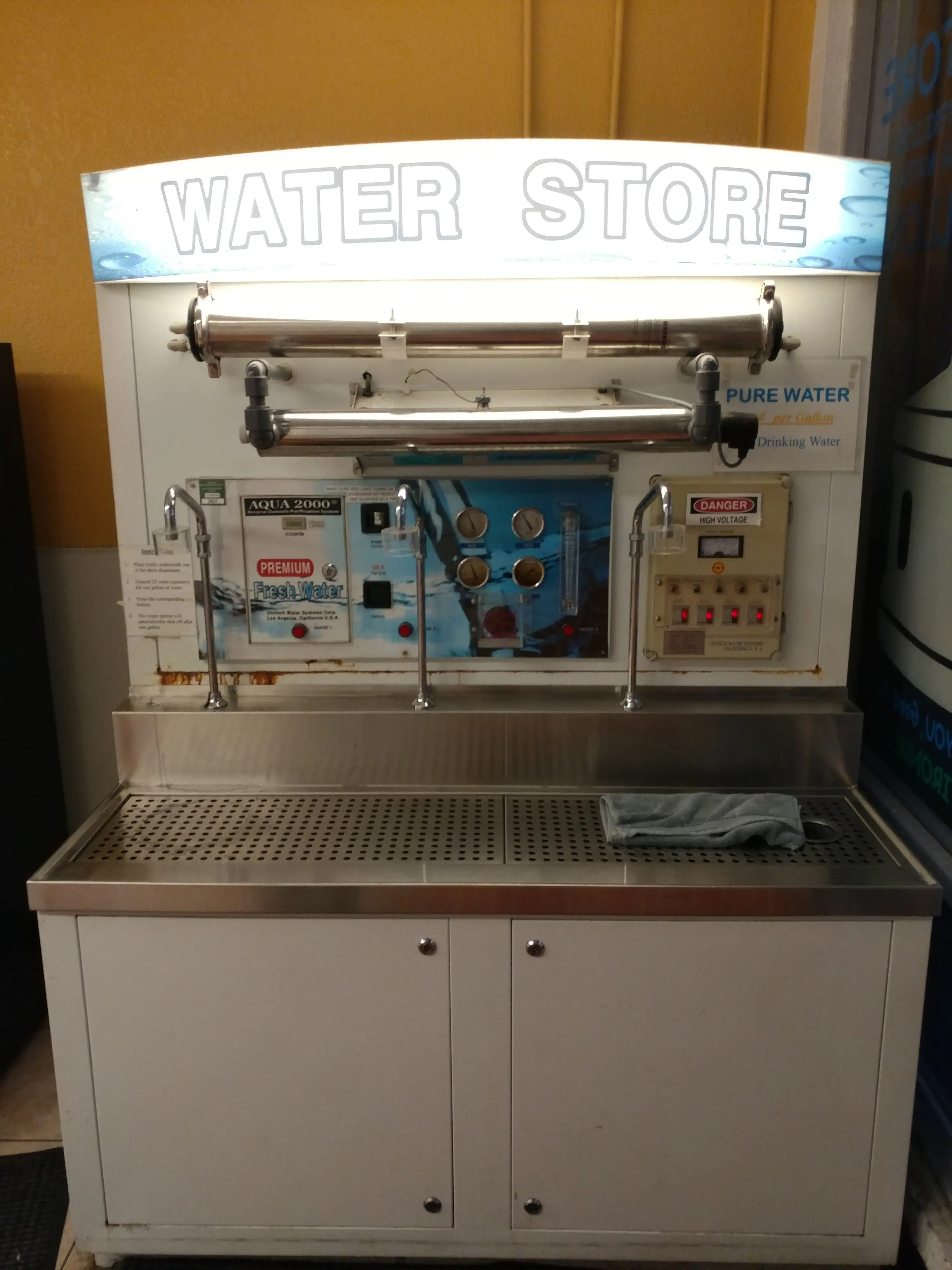 Get It Clean Laundromat - Image 11