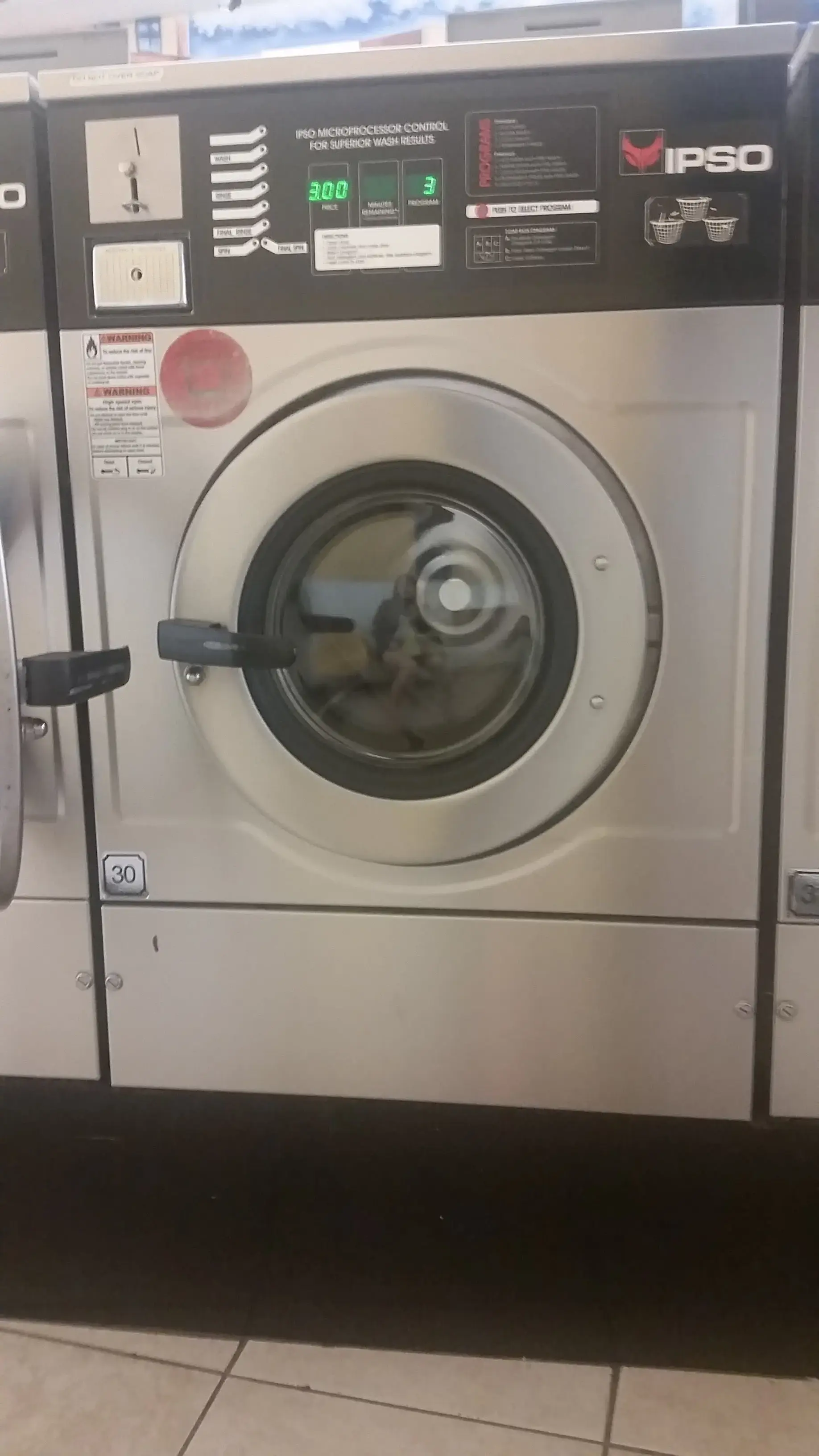 Get It Clean Laundromat - Image 8