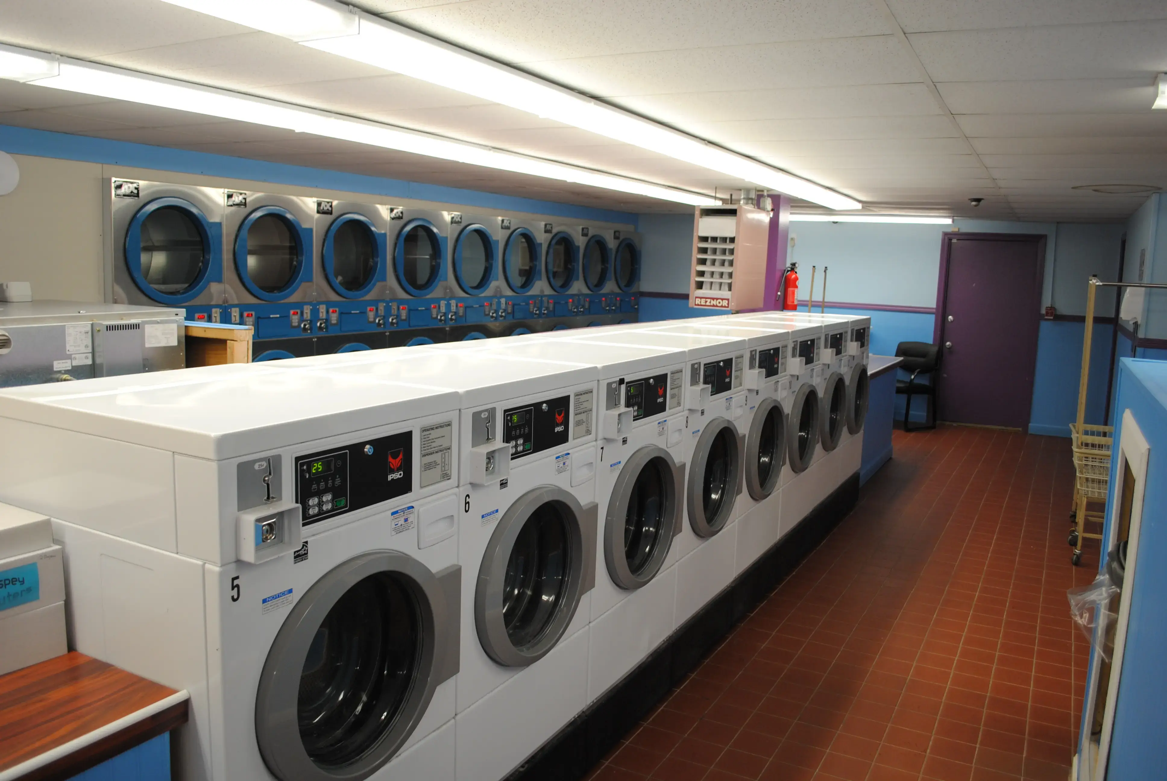 Get The FUNK Out Laundromat thumbnail 8