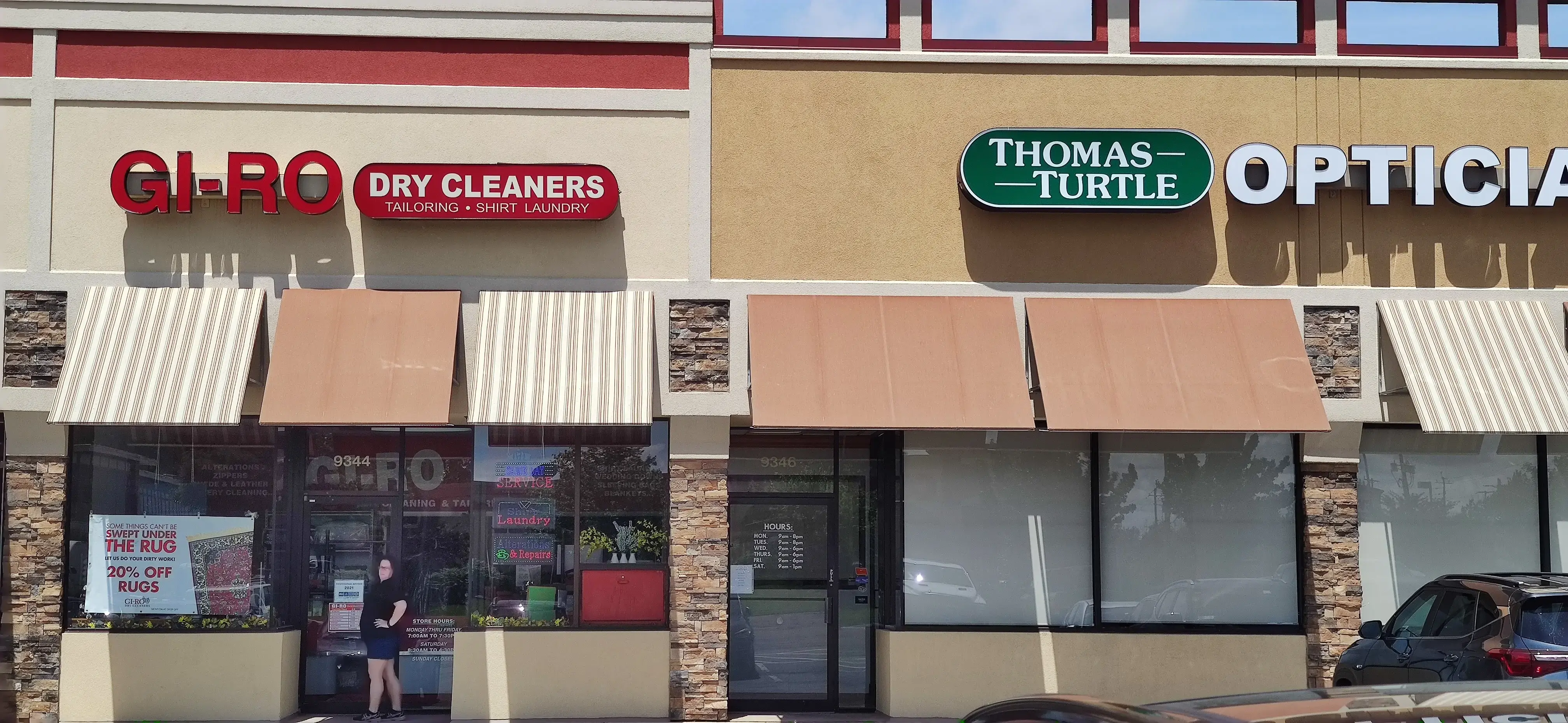 GI-RO Dry Cleaners thumbnail 9