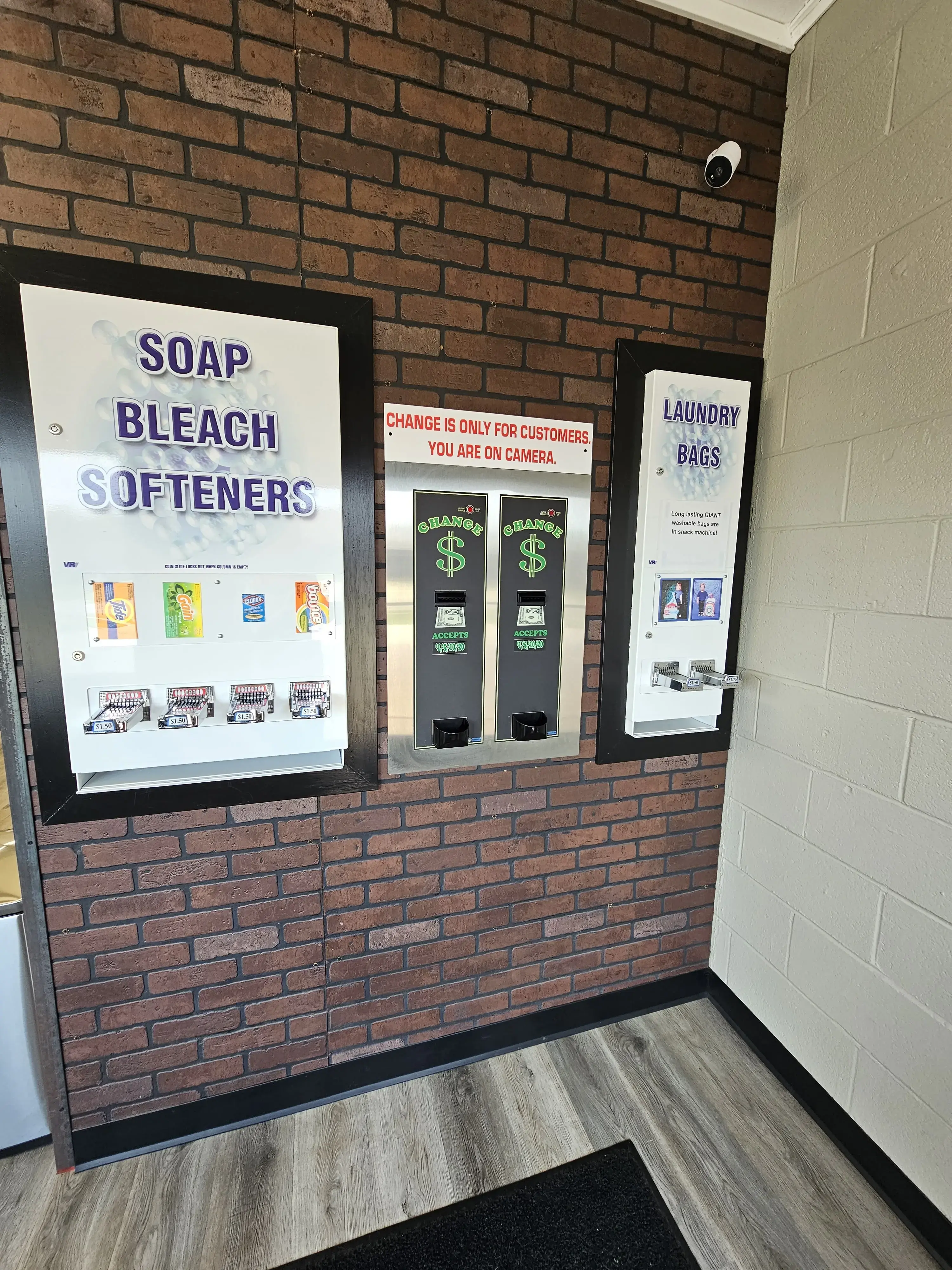 Giant Laundromat thumbnail 9