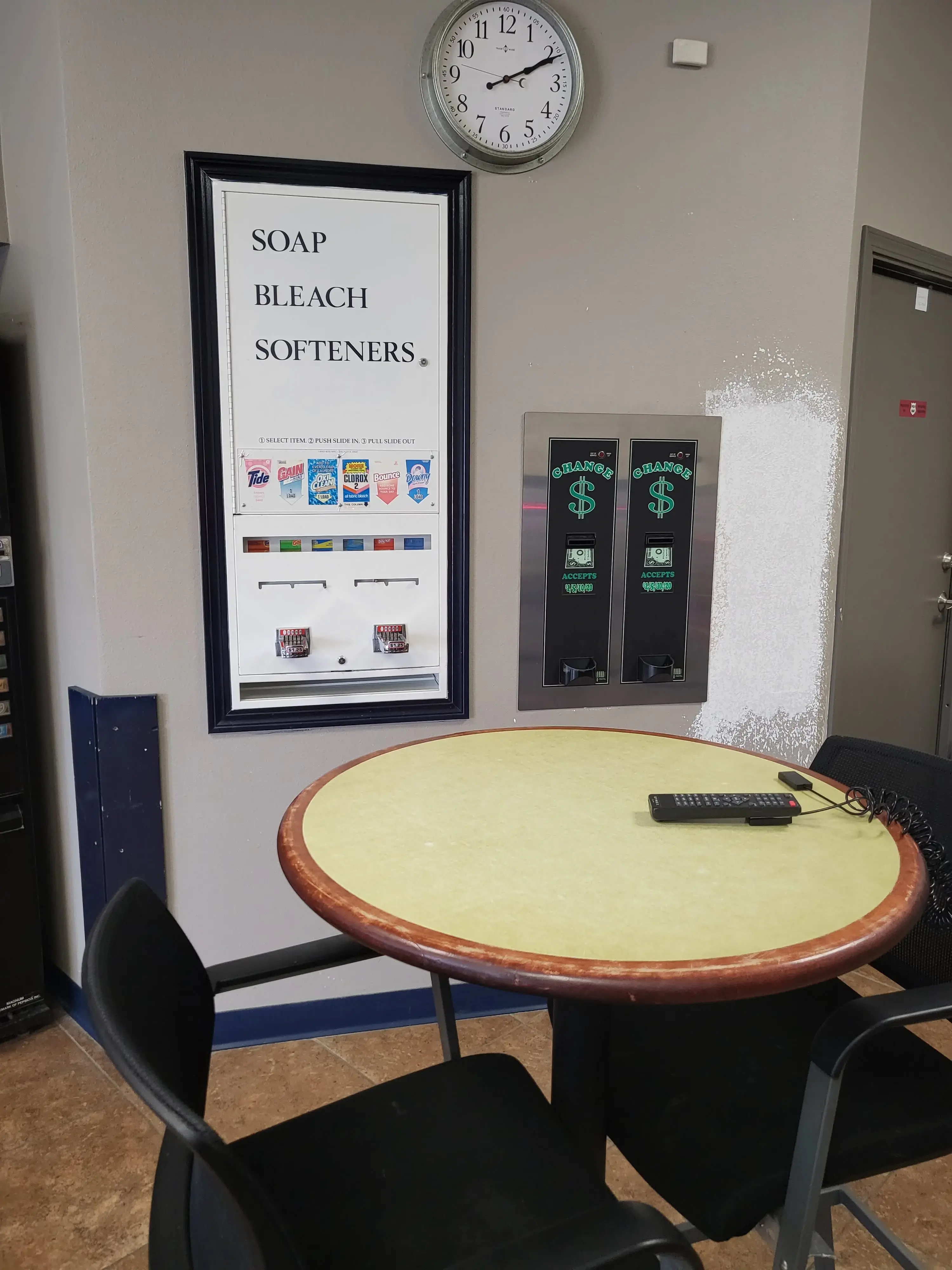 Giant Laundromat (Whitewater Laundromat) - Image 5