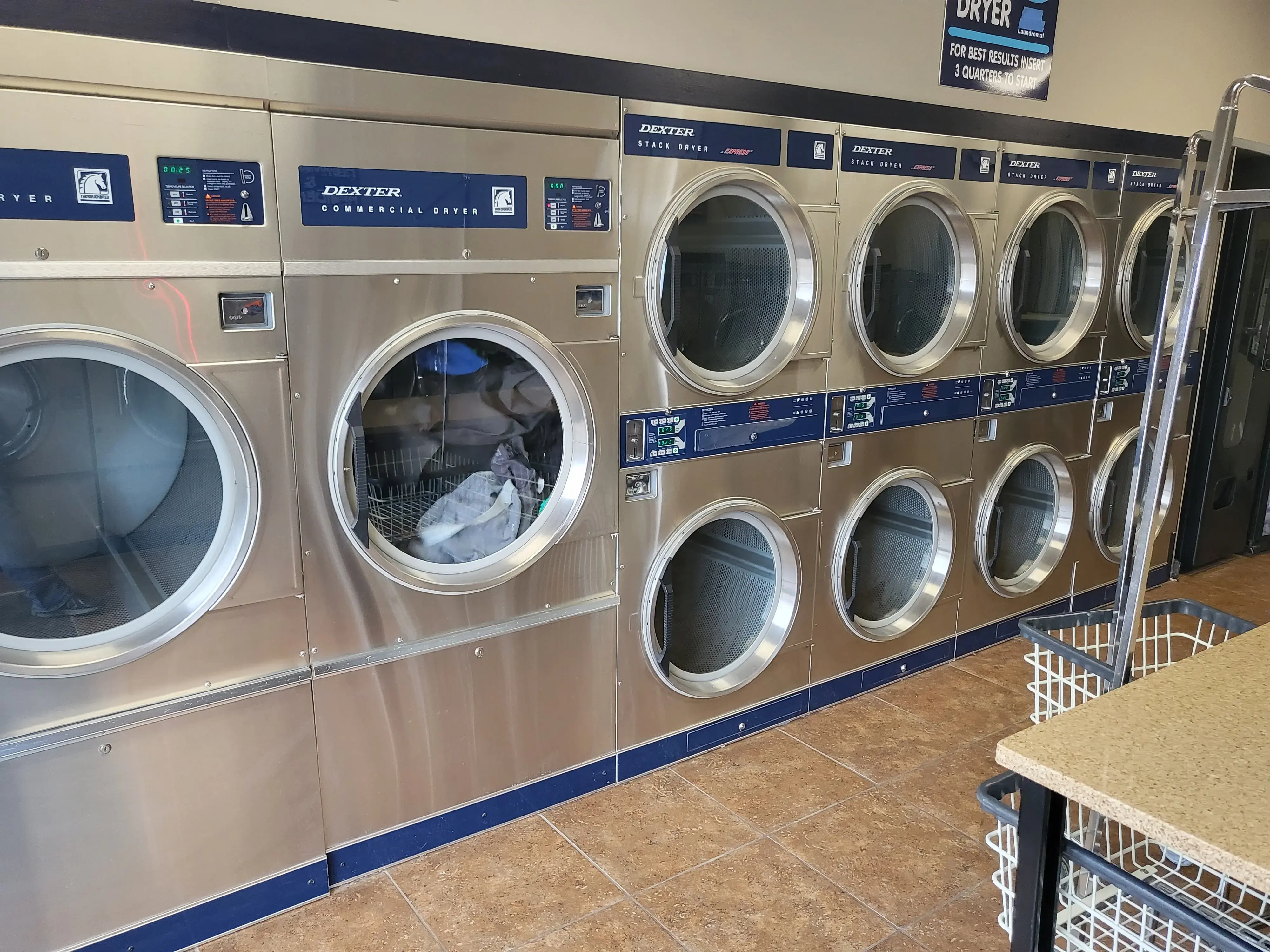 Giant Laundromat (Whitewater Laundromat) - Image 2