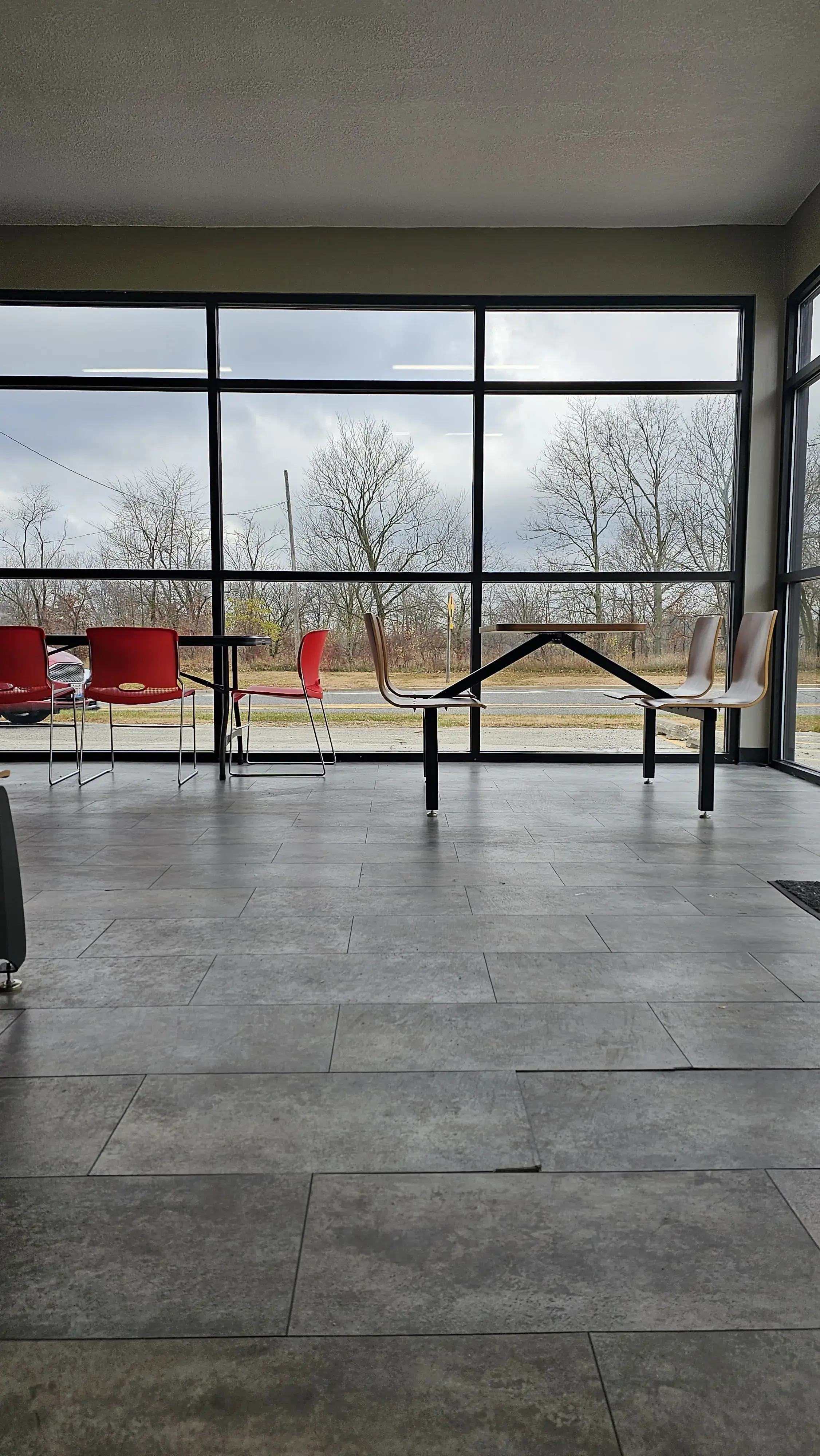 Giant Laundromats (Colona) - Image 12