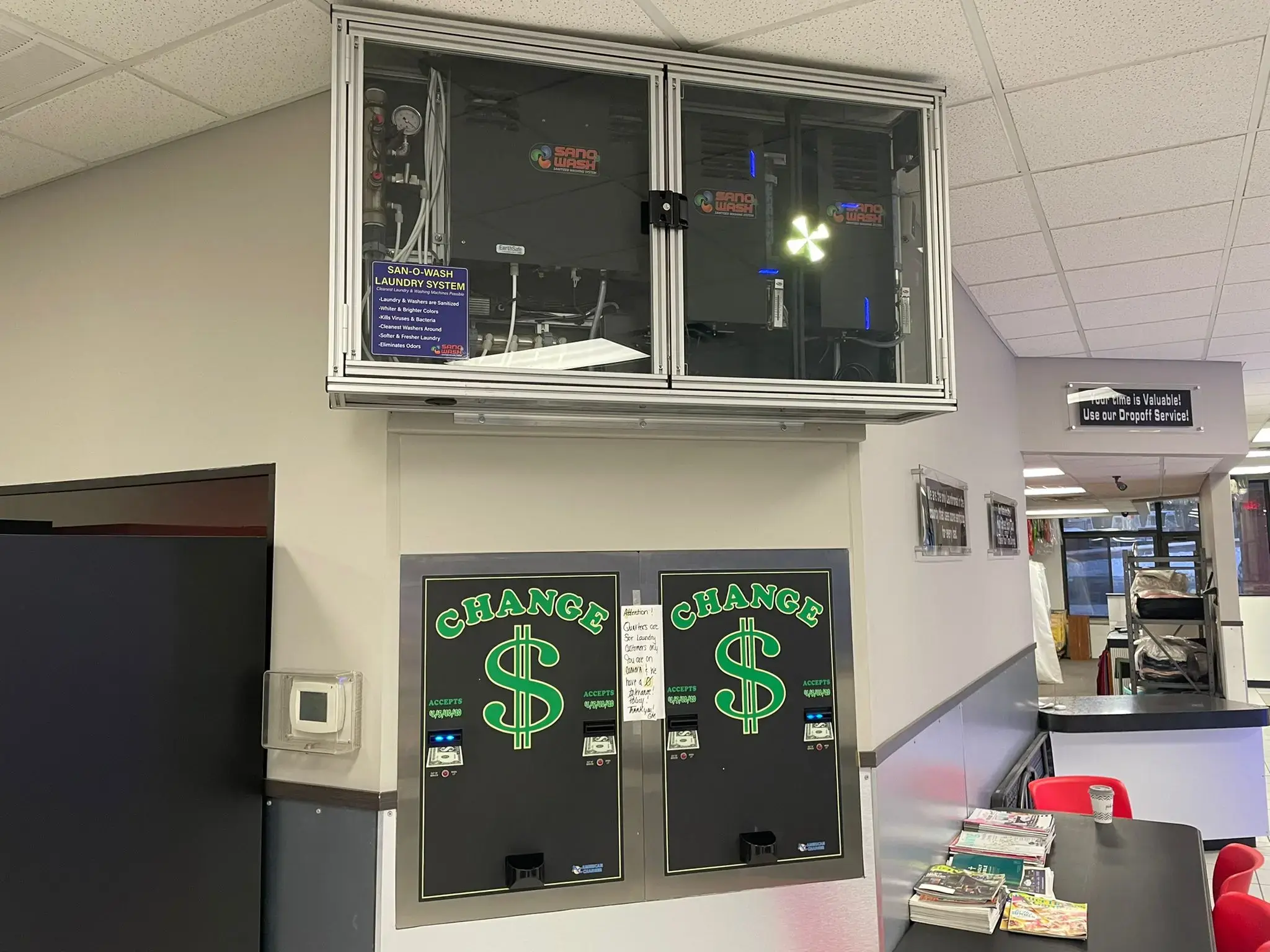 Giant Laundromats (Courtesy Cleaners) - Image 5