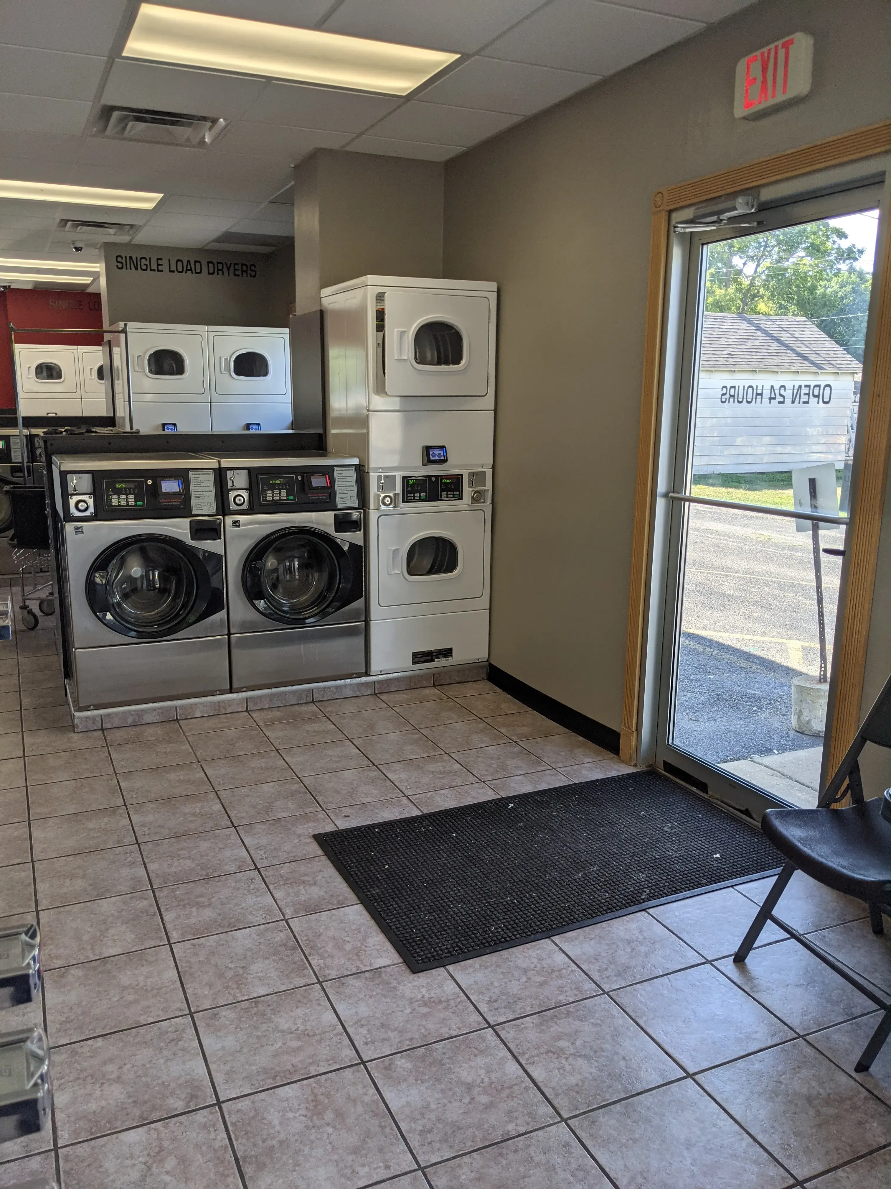 Giant Laundromats (DMG Laundry) - Image 3