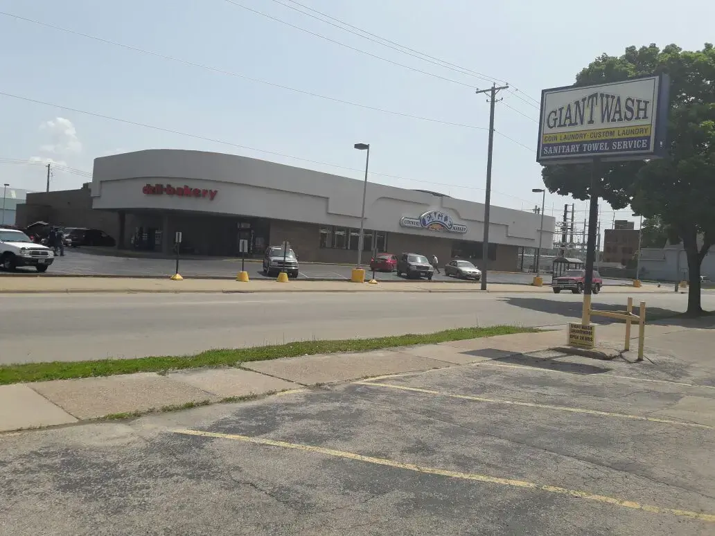 Giant Laundromats thumbnail 6