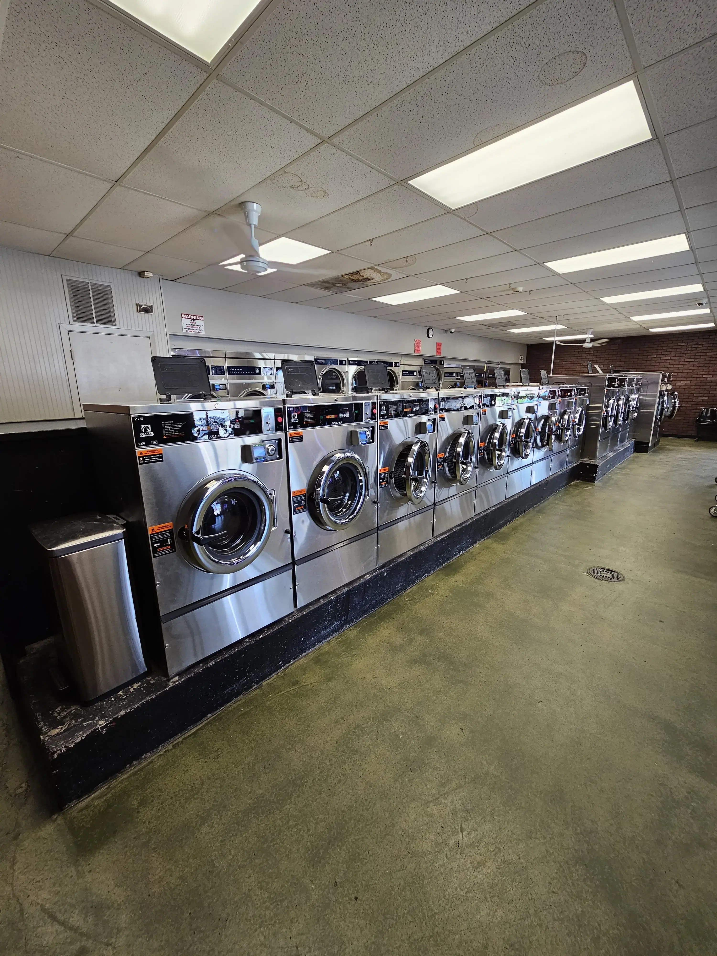 Giant Laundromats - Image 7