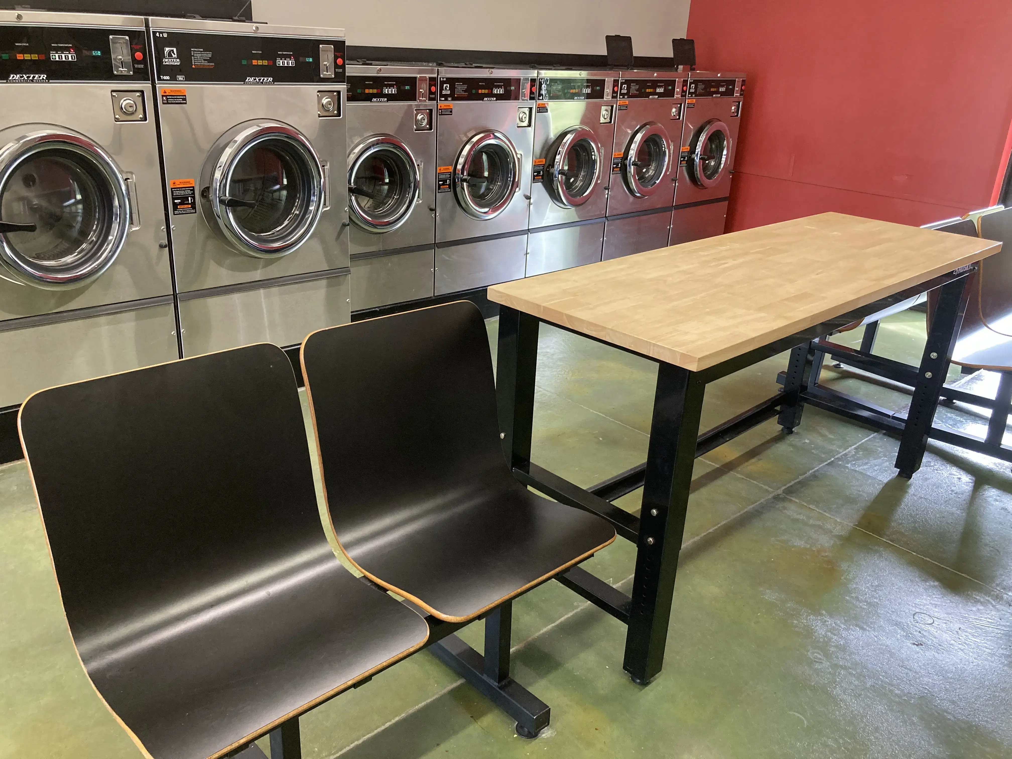 Giant Laundromats (Eldridge) thumbnail 13