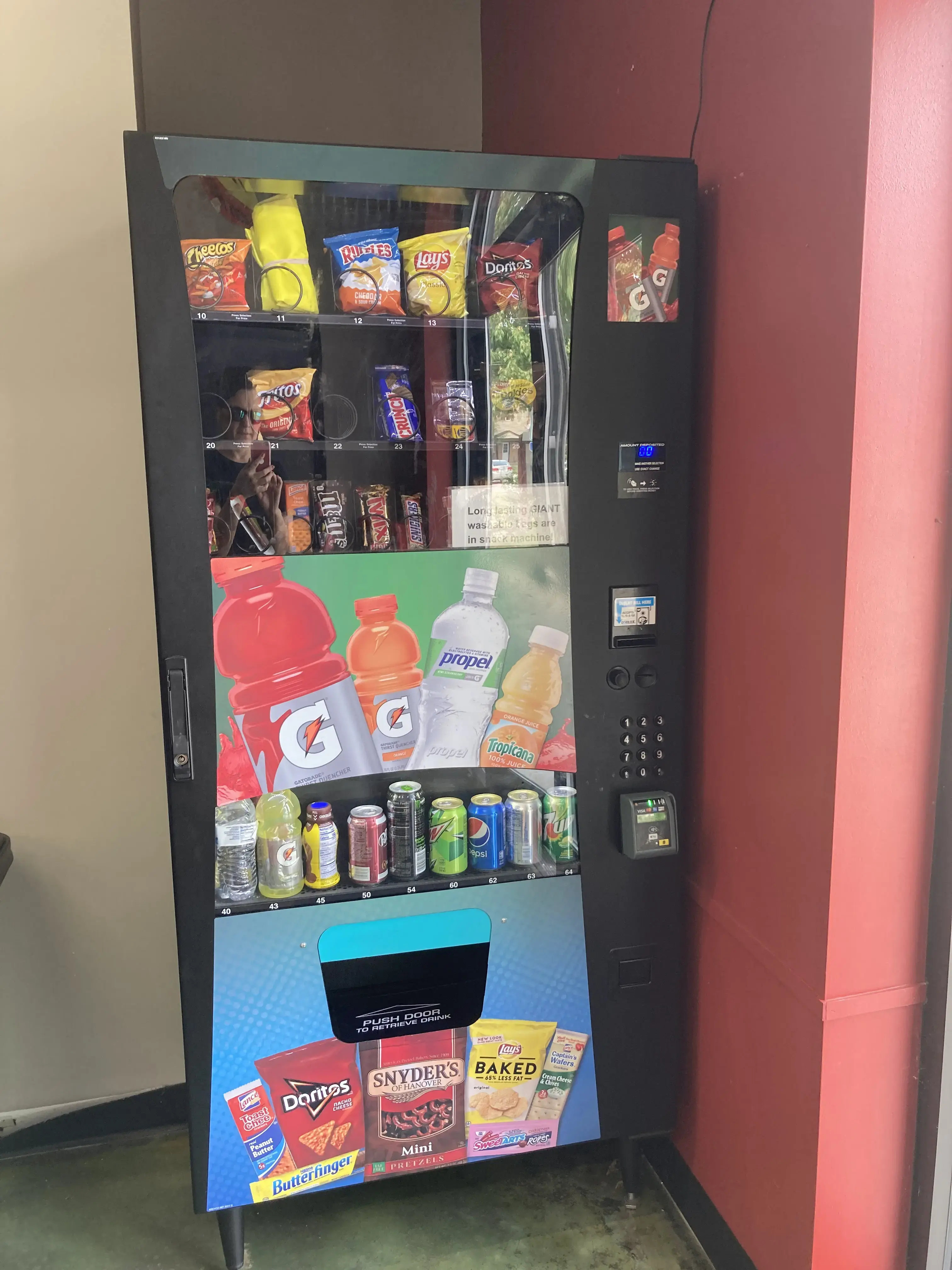 Giant Laundromats (Eldridge) - Image 5