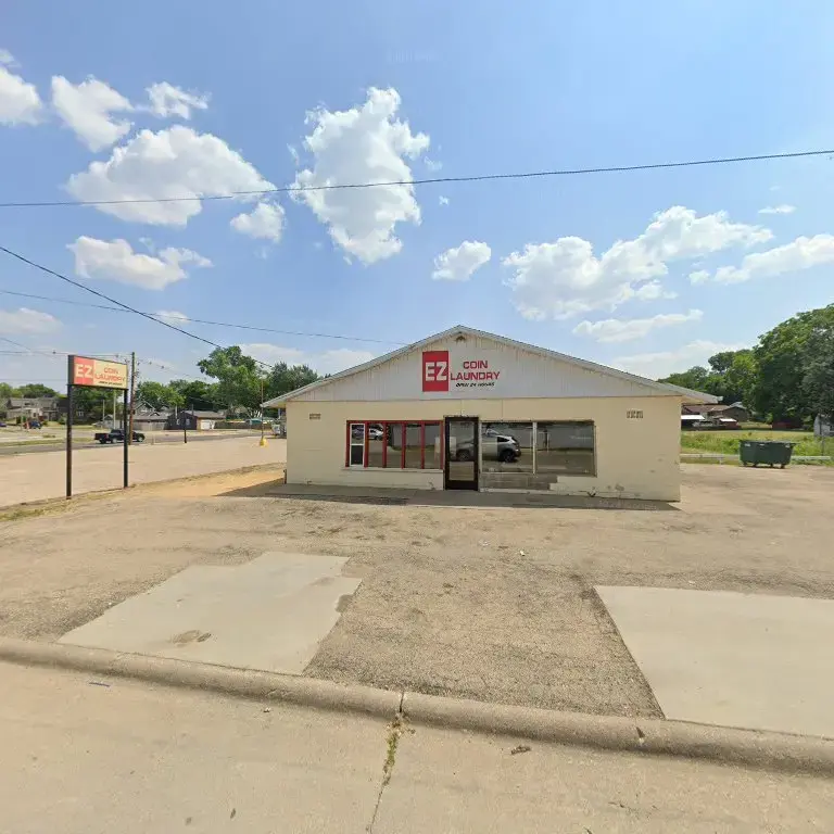 Giant Laundromats (EZ Coin Laundry) - Image 4