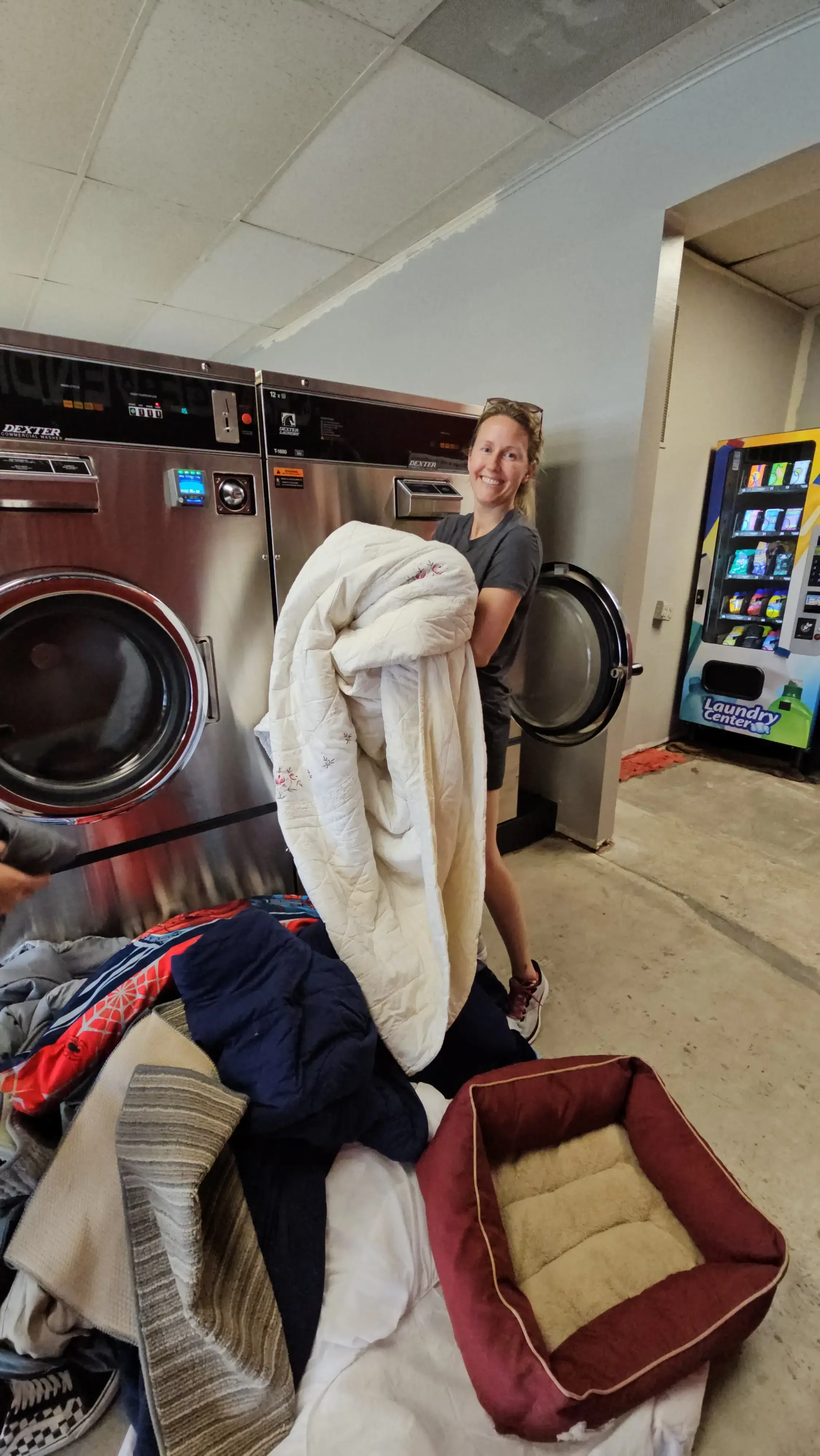 Giant Laundromats (Mega Load) thumbnail 19