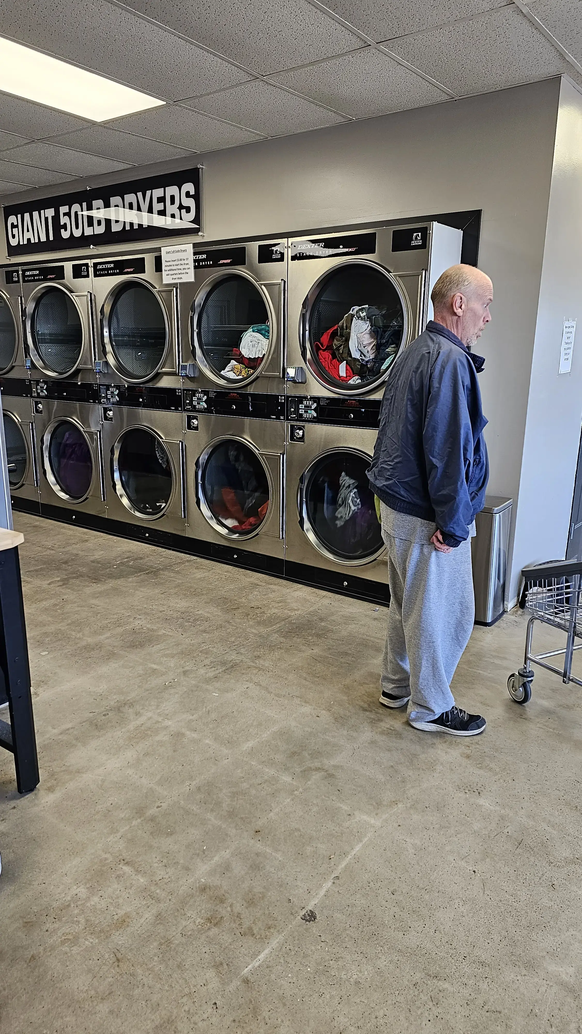 Giant Laundromats (Mega Load) thumbnail 6