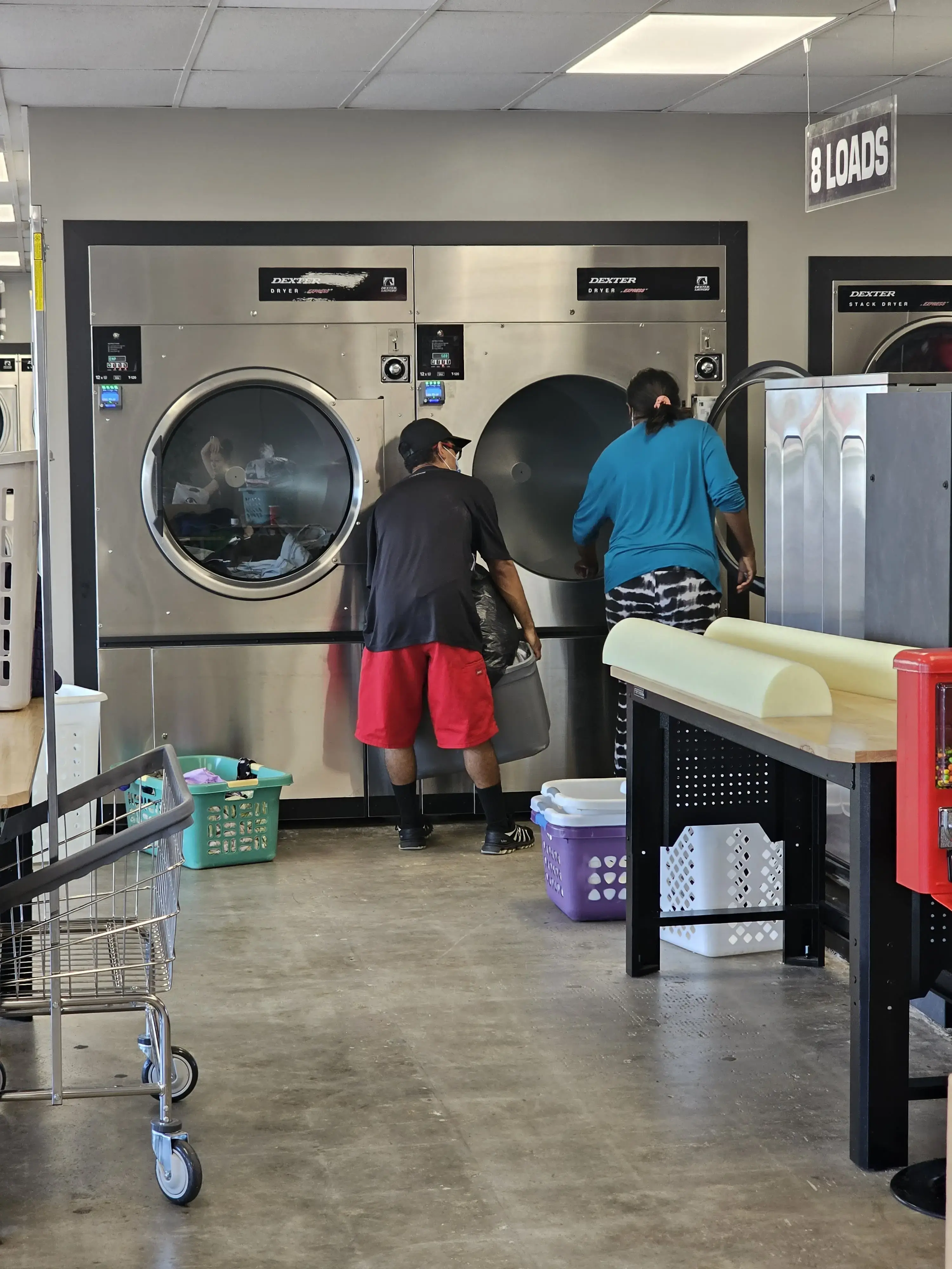 Giant Laundromats (Mega Load) - Image 12