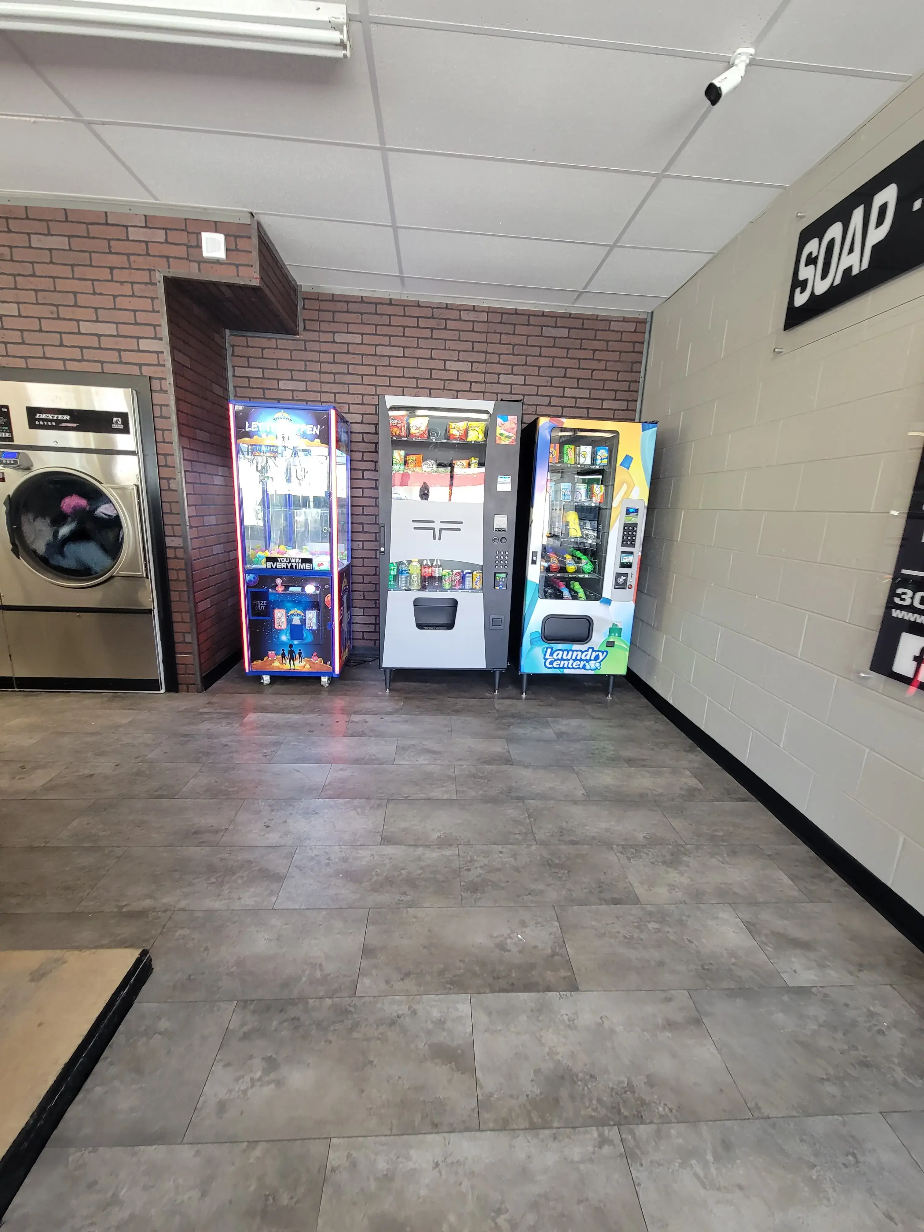Giant Laundromats (Neighborhood Laundromat) - Image 8
