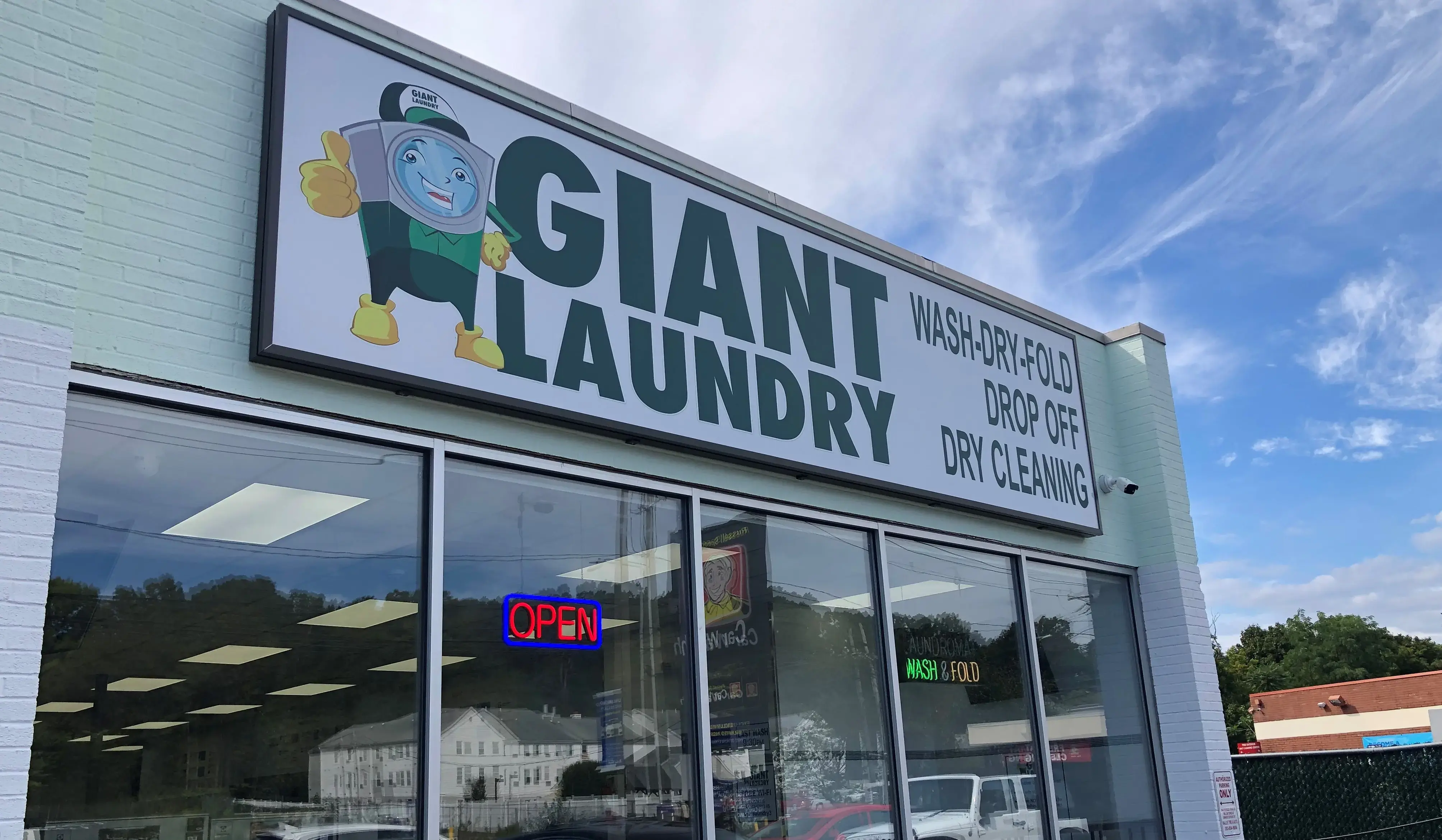 Giant Laundry - Main Ave thumbnail 13