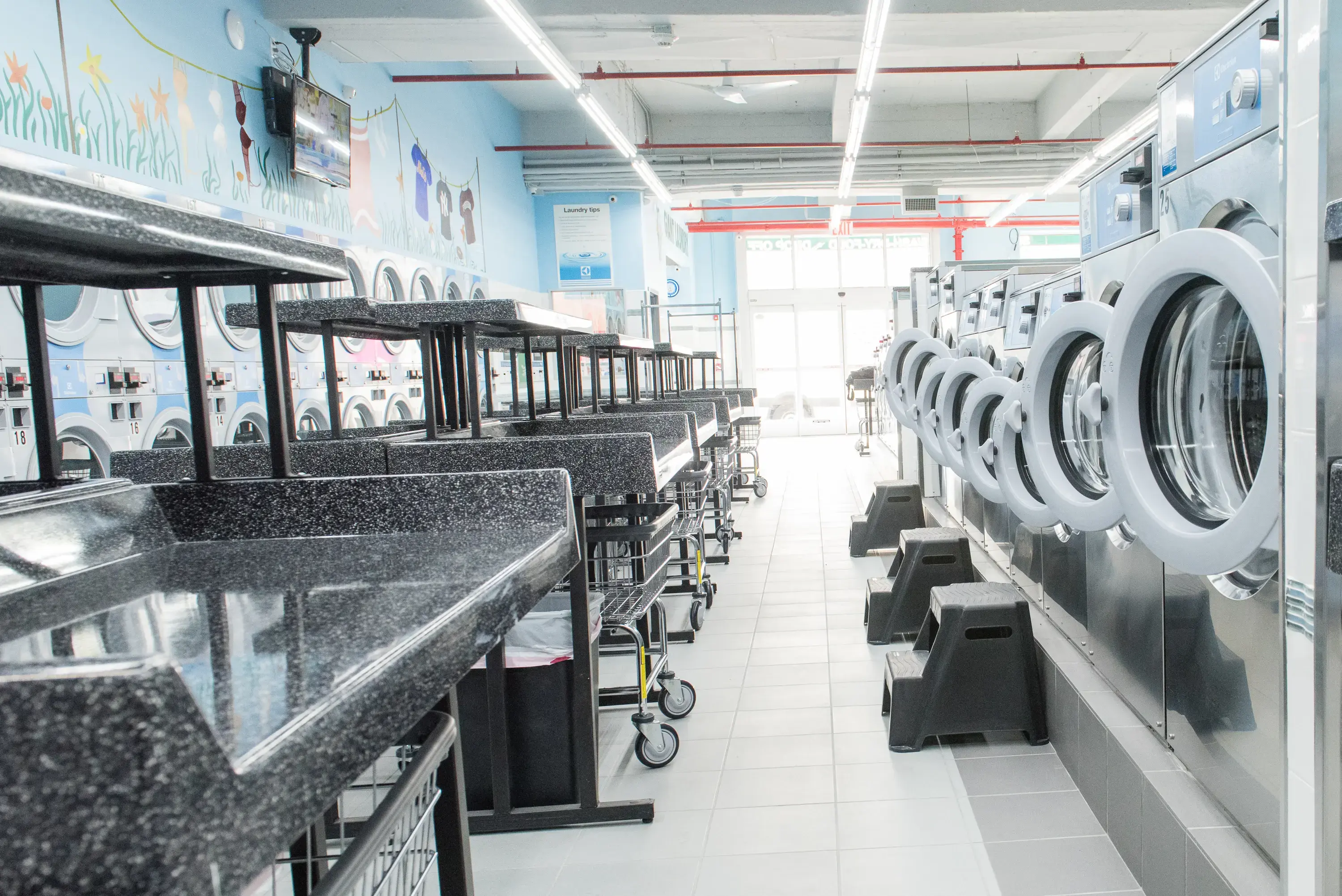 Giant Laundry Bronx thumbnail 6