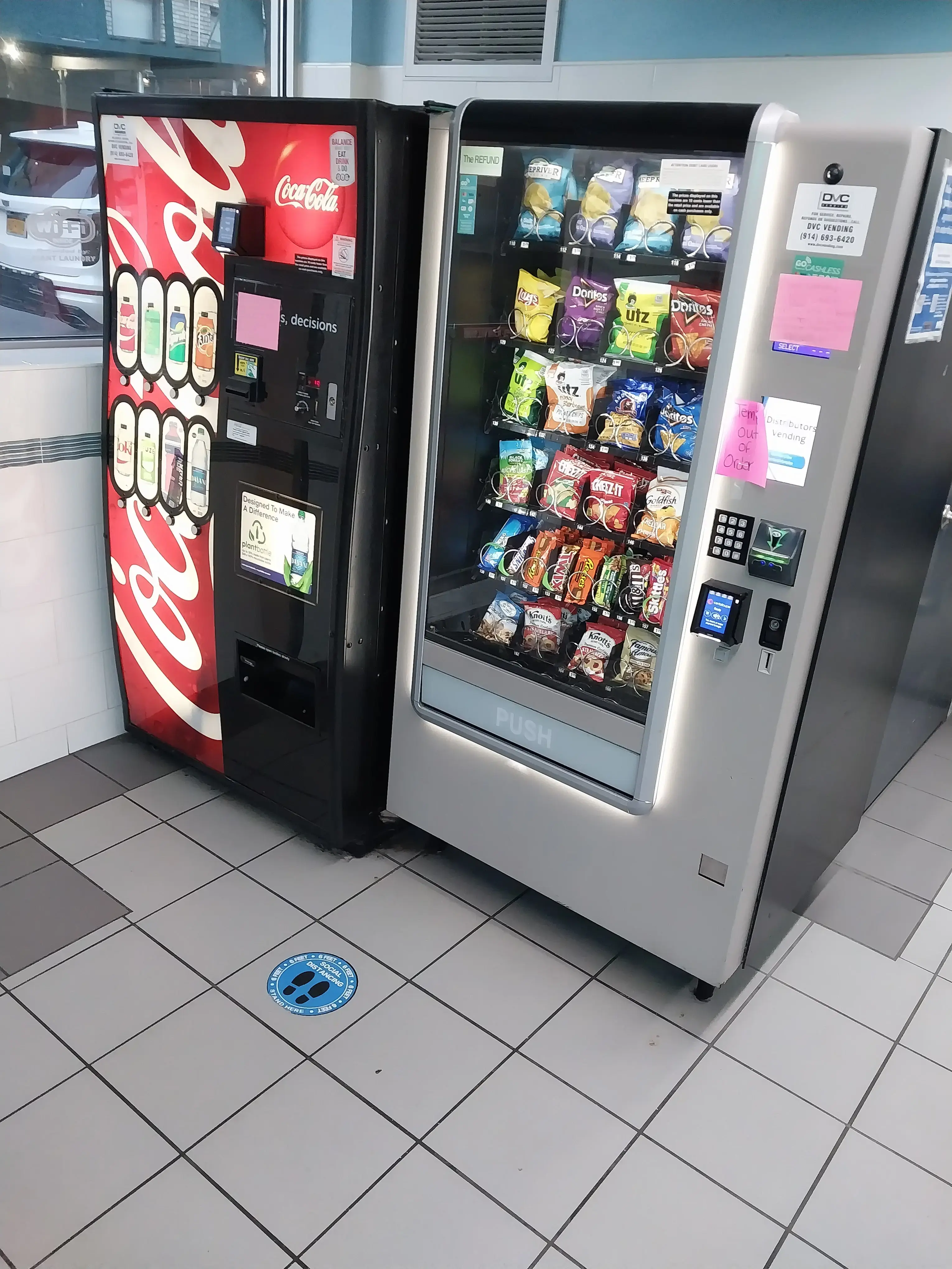 Giant Laundry Bronx - Image 20